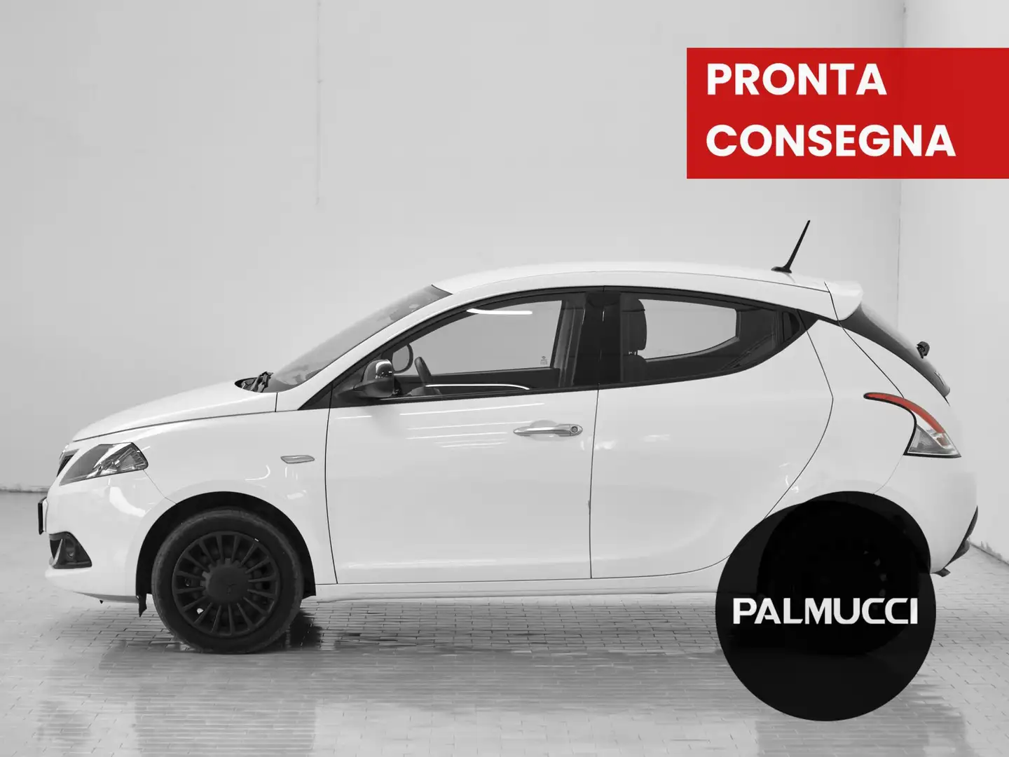 Lancia Ypsilon 1.0 FireFly 5 porte S&S Hybrid Silver - 2