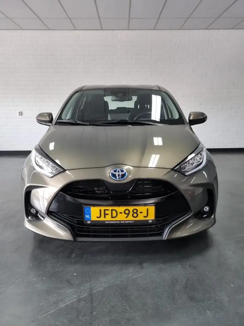 Toyota Yaris 1.5 Hybrid Dynamic / Apple Carplay / Android-Auto Vert - 2