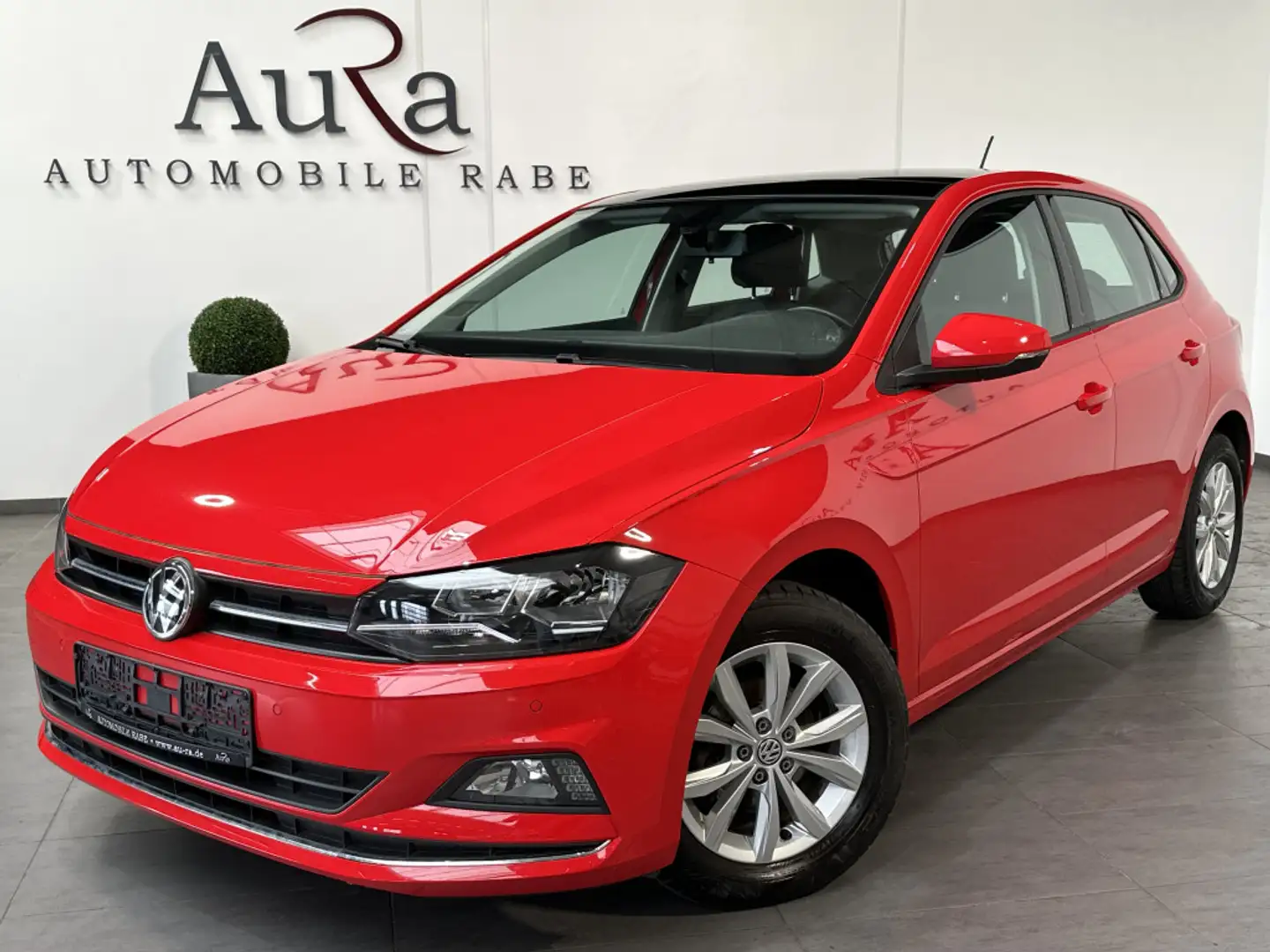 Volkswagen Polo 1.0 TSI Highline PANORAMA+BLUETOOTH+APS+1HD Rot - 1
