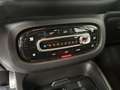 smart forTwo coupe EQ 4000 km* PANORAMA * CRUISE* Rood - thumbnail 18