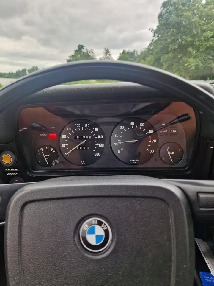 BMW 320, foto 8
