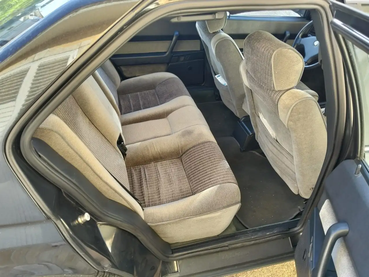 Alfa Romeo 164 2.0t V6, foto 8