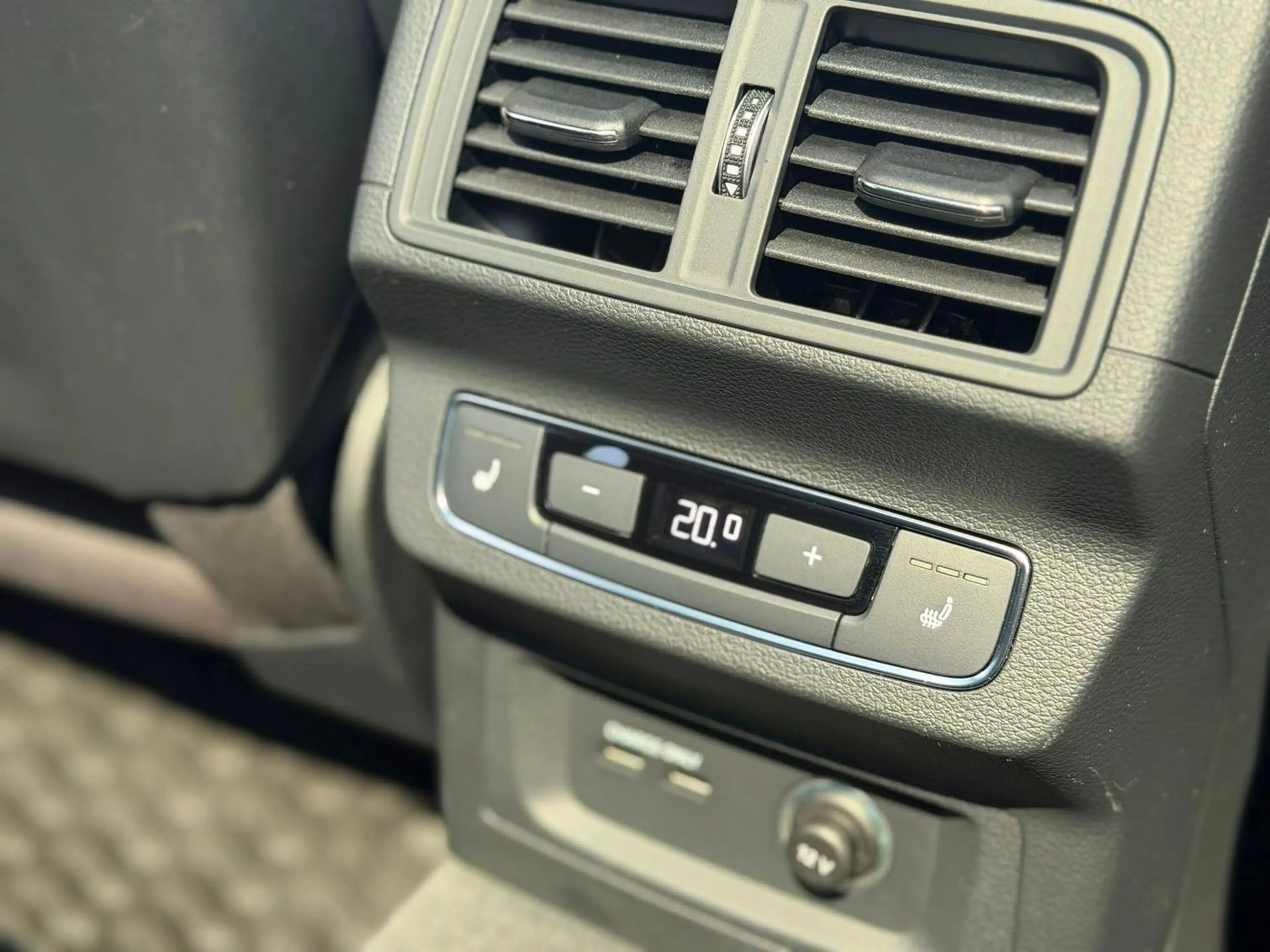 Audi SQ5 3.0 TDI Quattro/AHK/Kam/Nav/Digital/Pano — photo 14