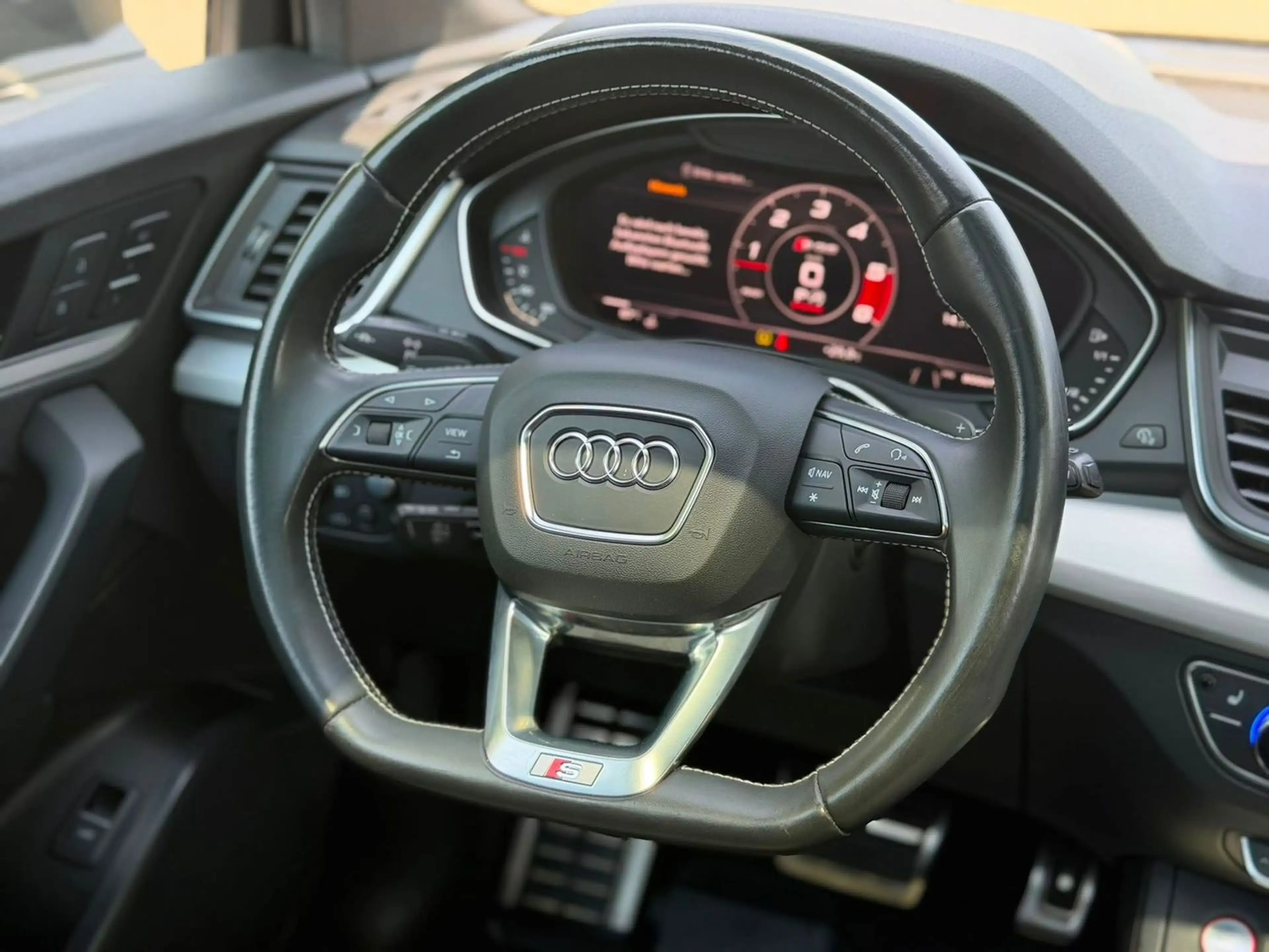 Audi SQ5 3.0 TDI Quattro/AHK/Kam/Nav/Digital/Pano — photo 13