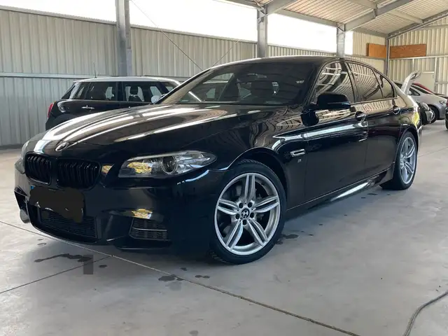 BMW 530 d*M-Paket*Xenon*SHZ*PDC*KAMERA*