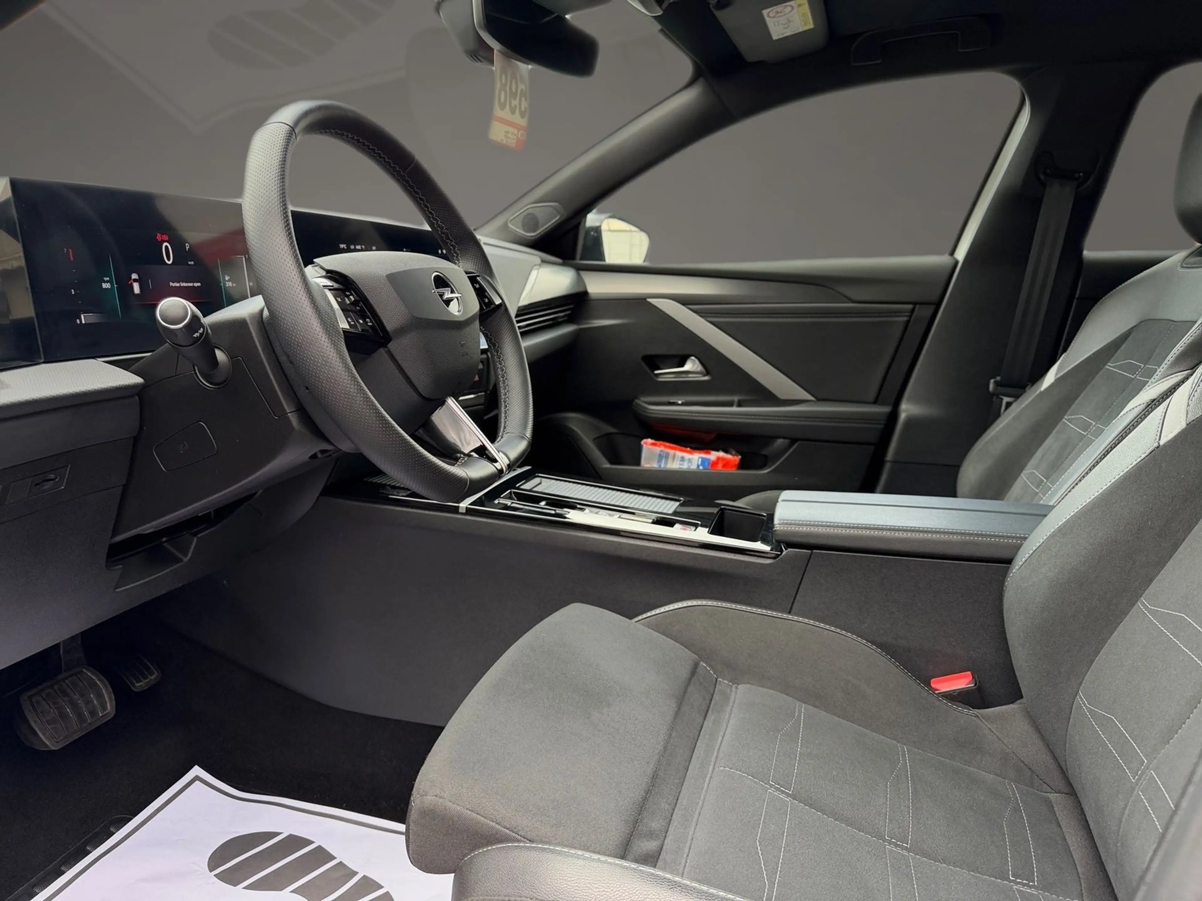 Opel Astra GS Panorama Schiebedach 360°Kamera Navi — photo 7