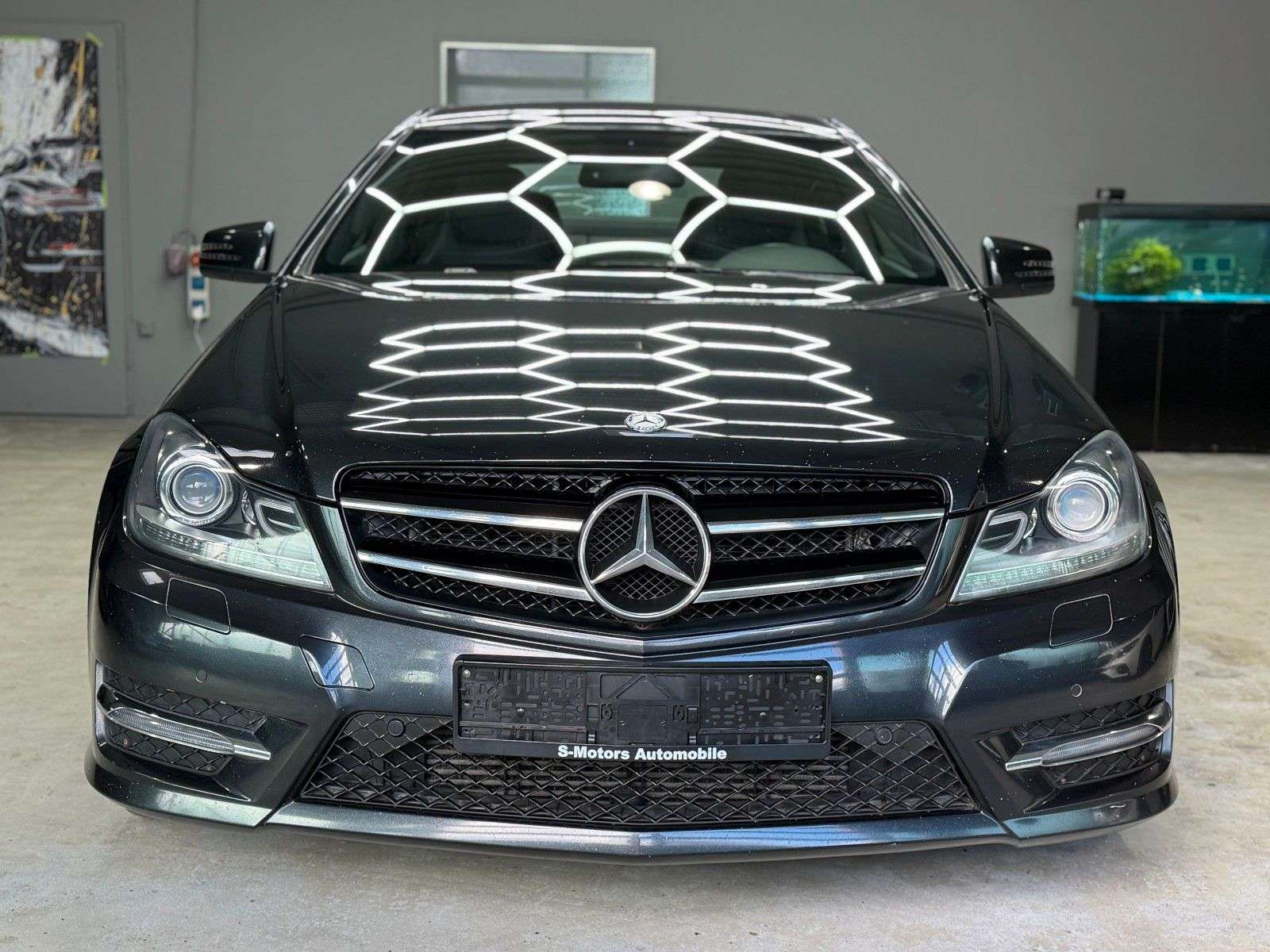 Second hand Mercedes Benz C-Class 