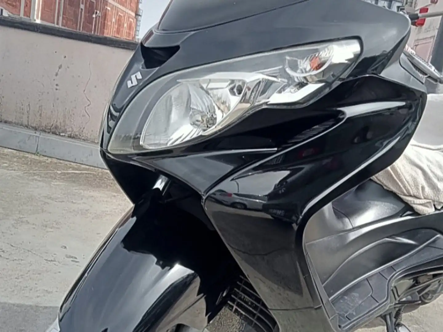 Suzuki Burgman 400 k7 Negru - 2