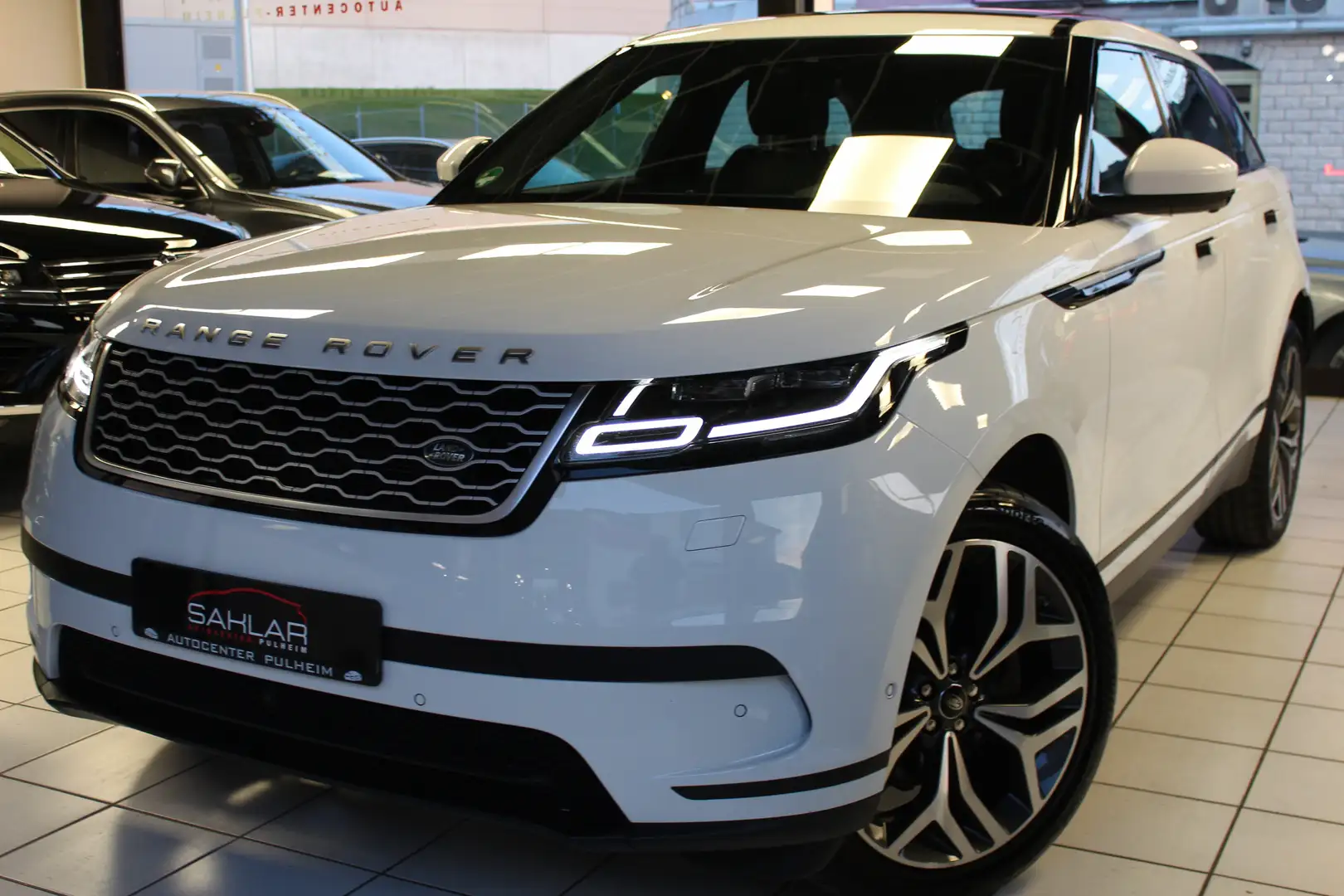Land Rover Range Rover Velar SE°PANO°TÜV NEU°LED°CAM°STZHG Weiß - 1