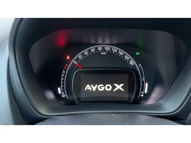 Toyota Aygo X view 11
