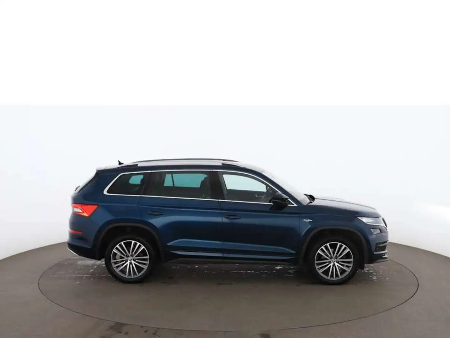 Skoda Kodiaq 2.0 TDI L&K Aut LED 360-CAM RADAR NAVI Blau - 2