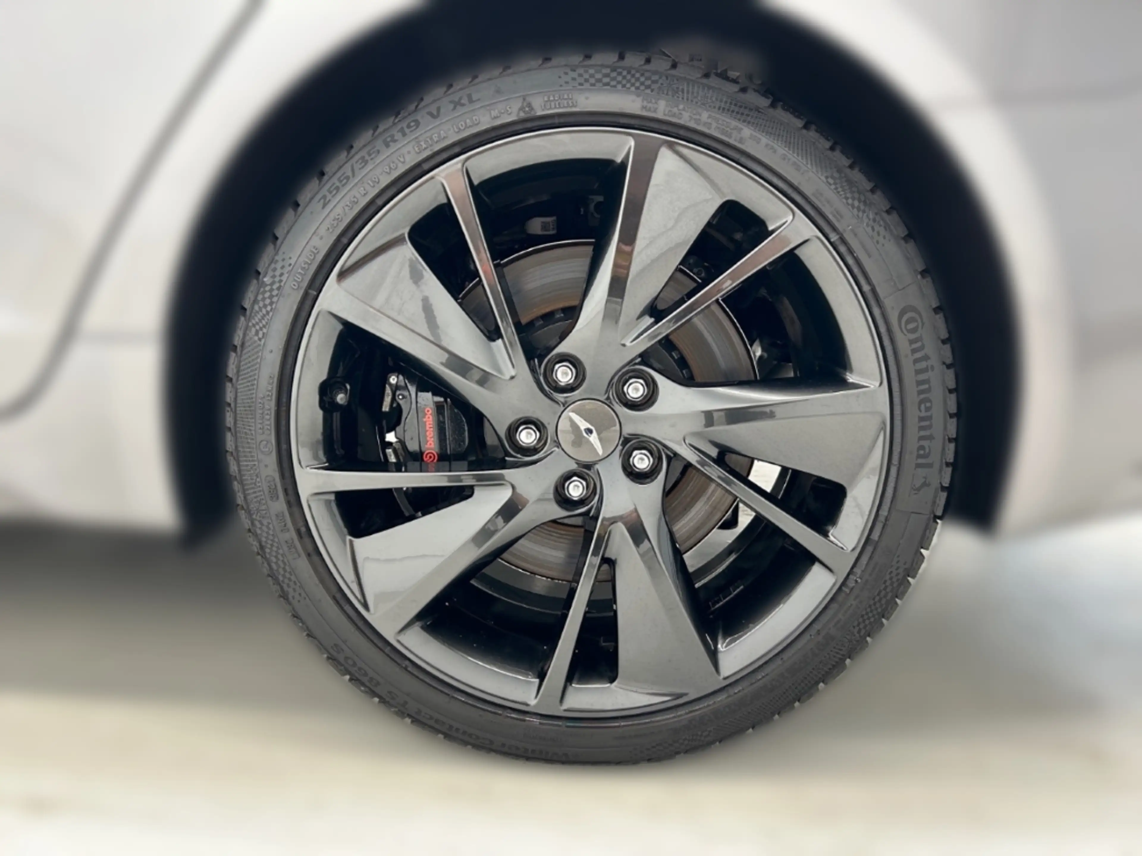 Genesis G70 Shooting Brake Luxus 4WD — photo 9