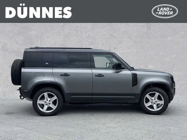Land Rover Defender view 6