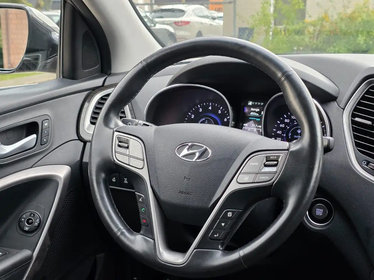 Hyundai SANTA FE снимка Hyundai SANTA FE