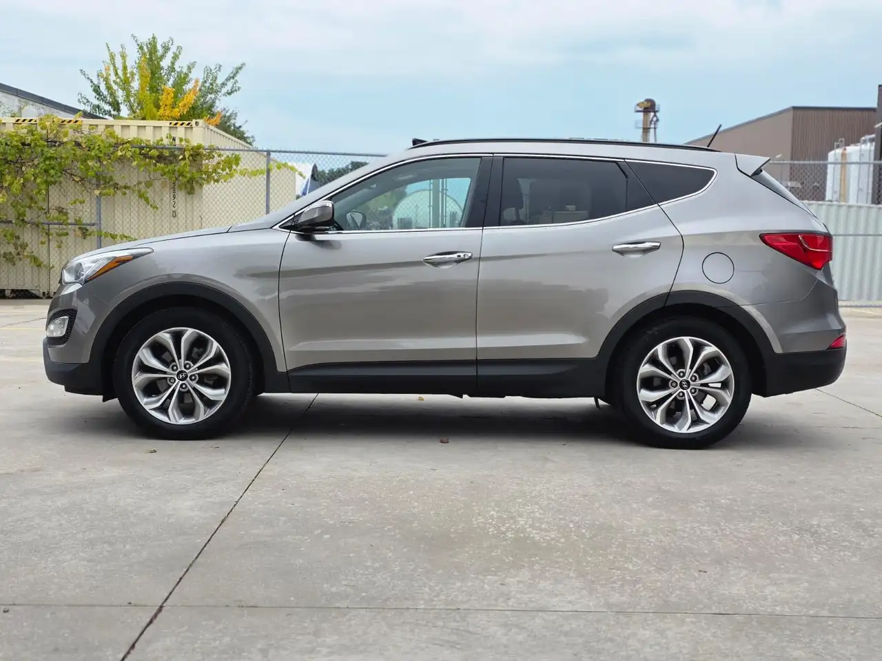 Hyundai SANTA FE снимка Hyundai SANTA FE