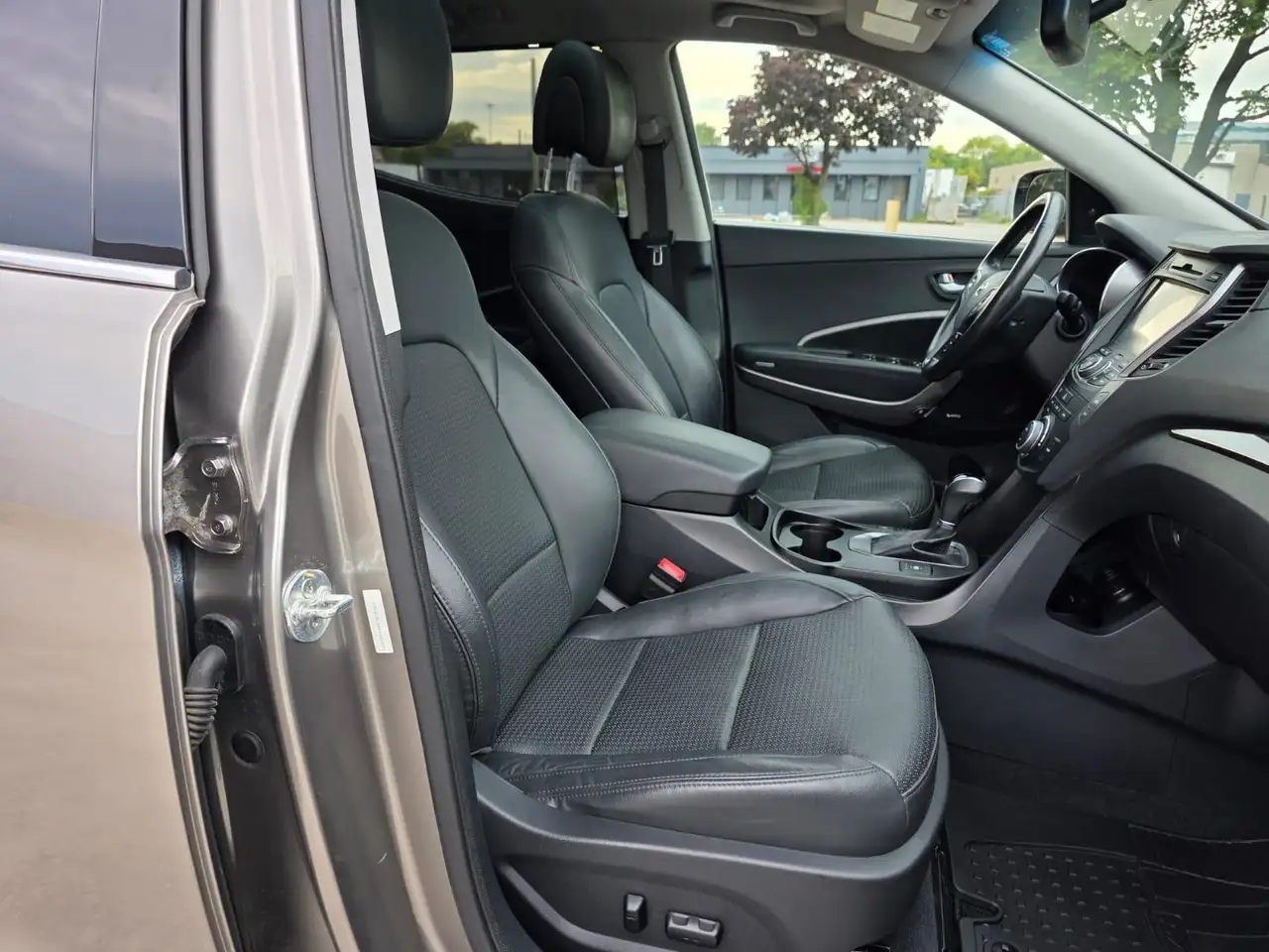 Hyundai SANTA FE снимка Hyundai SANTA FE