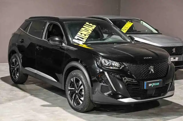 Peugeot 2008 view 2