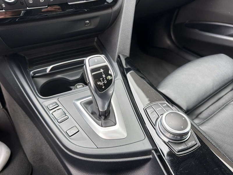BMW 320 D A El. Panodach Panorama Navi Leder Soundsystem L — photo 13