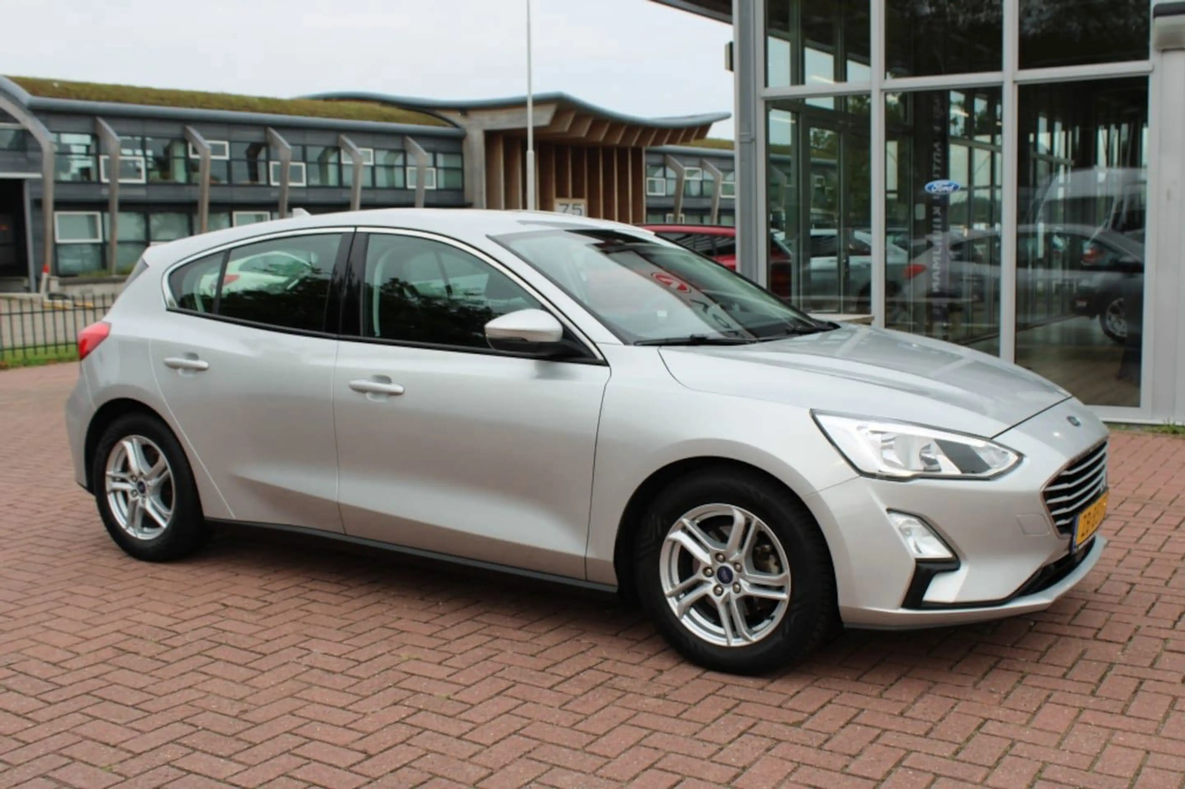 Ford Focus 1.0 EcoBoost Trend Edition Business — photo 3