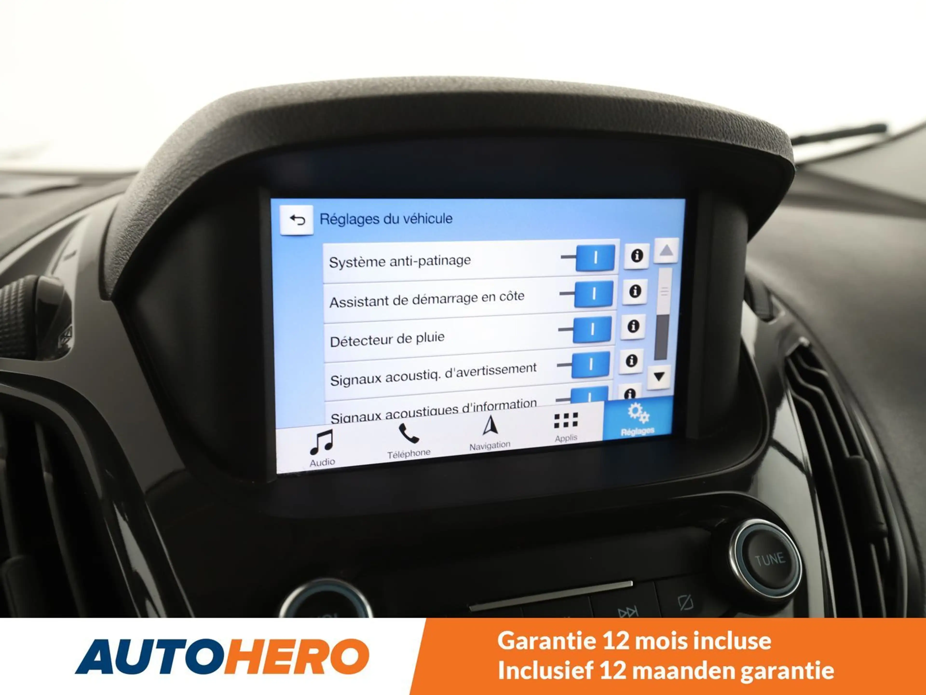 Ford Tourneo 1.0 EcoBoost Titanium — photo 9