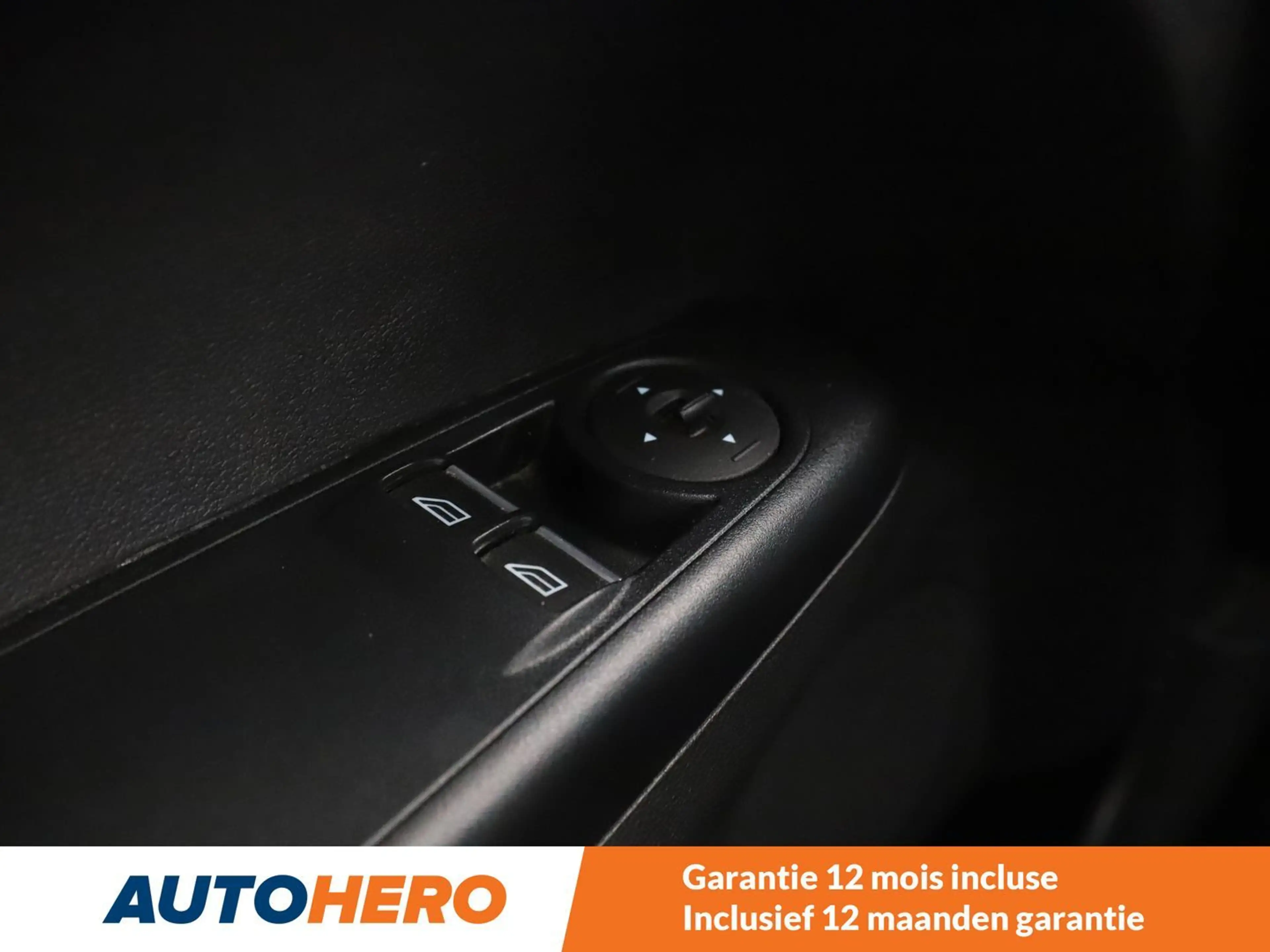 Ford Tourneo 1.0 EcoBoost Titanium — photo 13
