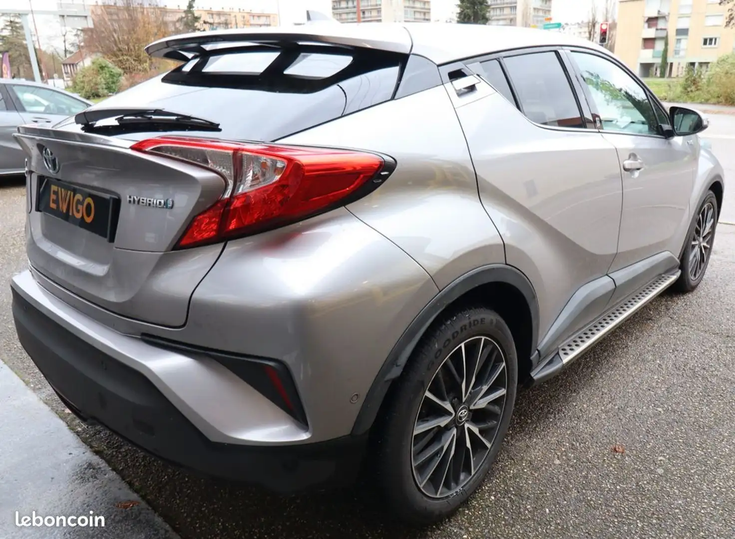 Toyota C-HR 1.8 122 ch 100 team d full-hybrid 4x2 e-cvt Gris - 2
