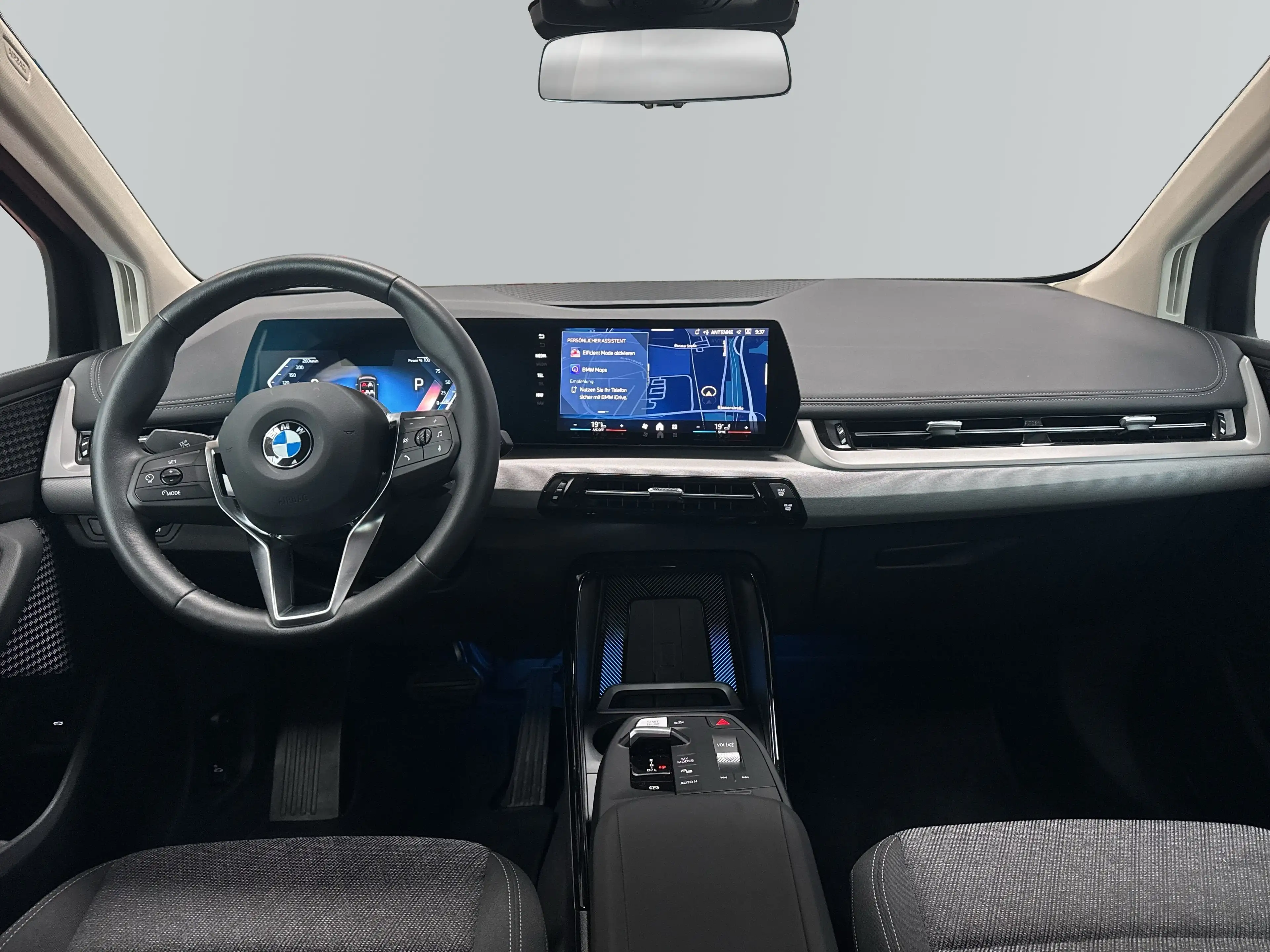 BMW 216 i Active Tourer*Navi*DAB*AHK*Adapt.LED*Driving+Par — photo 12