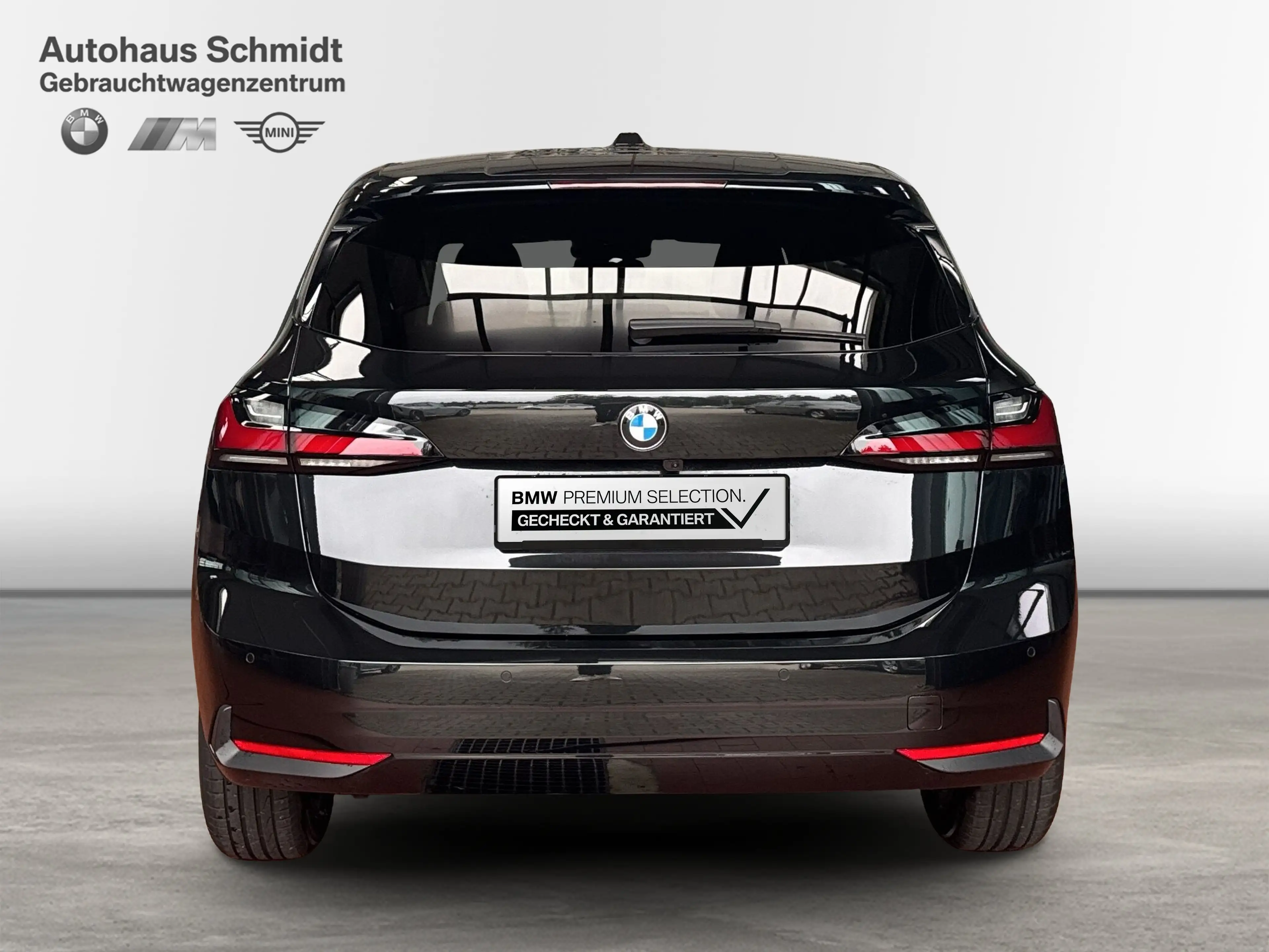 BMW 216 i Active Tourer*Navi*DAB*AHK*Adapt.LED*Driving+Par — photo 4