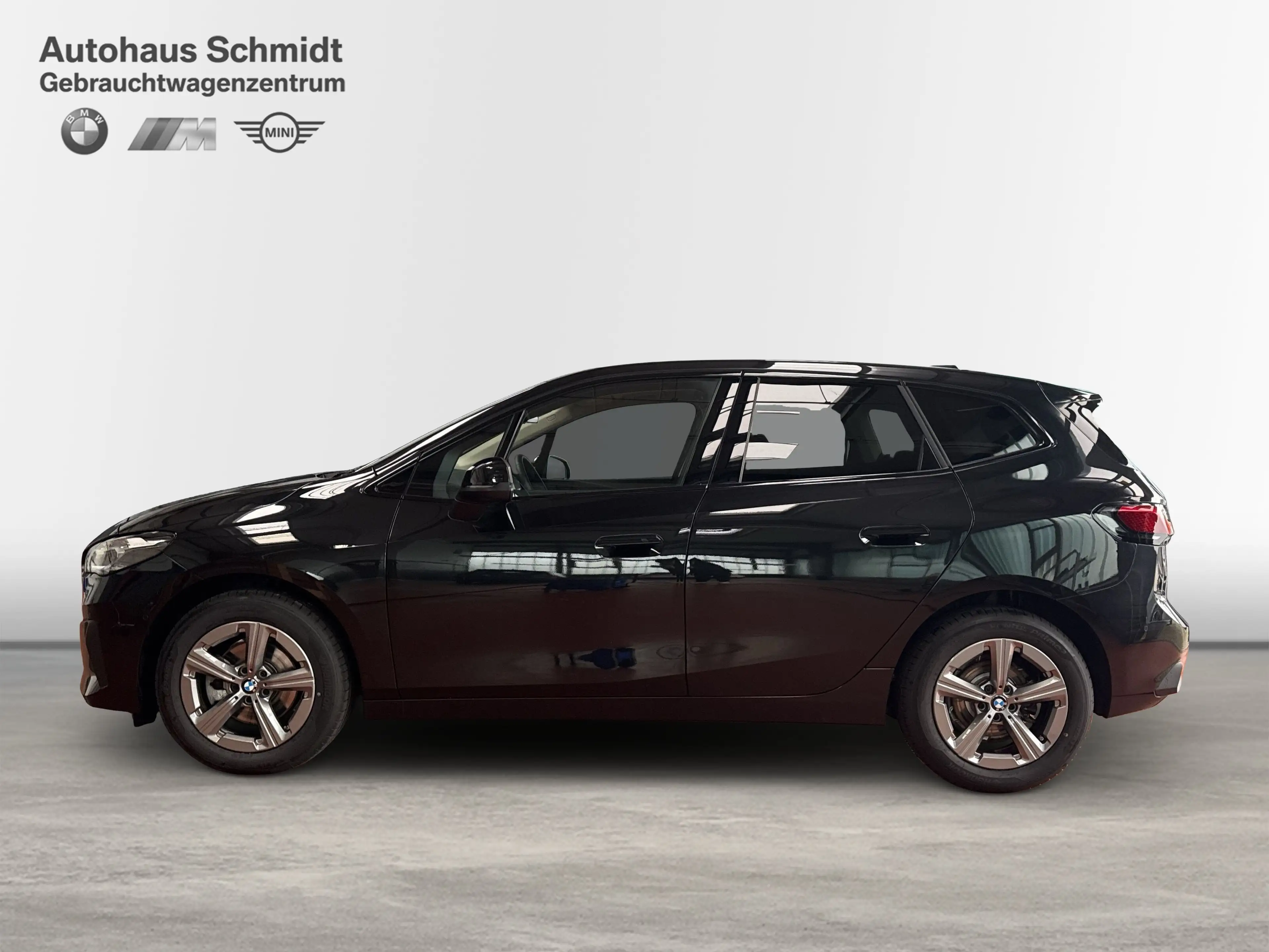 BMW 216 i Active Tourer*Navi*DAB*AHK*Adapt.LED*Driving+Par — photo 2