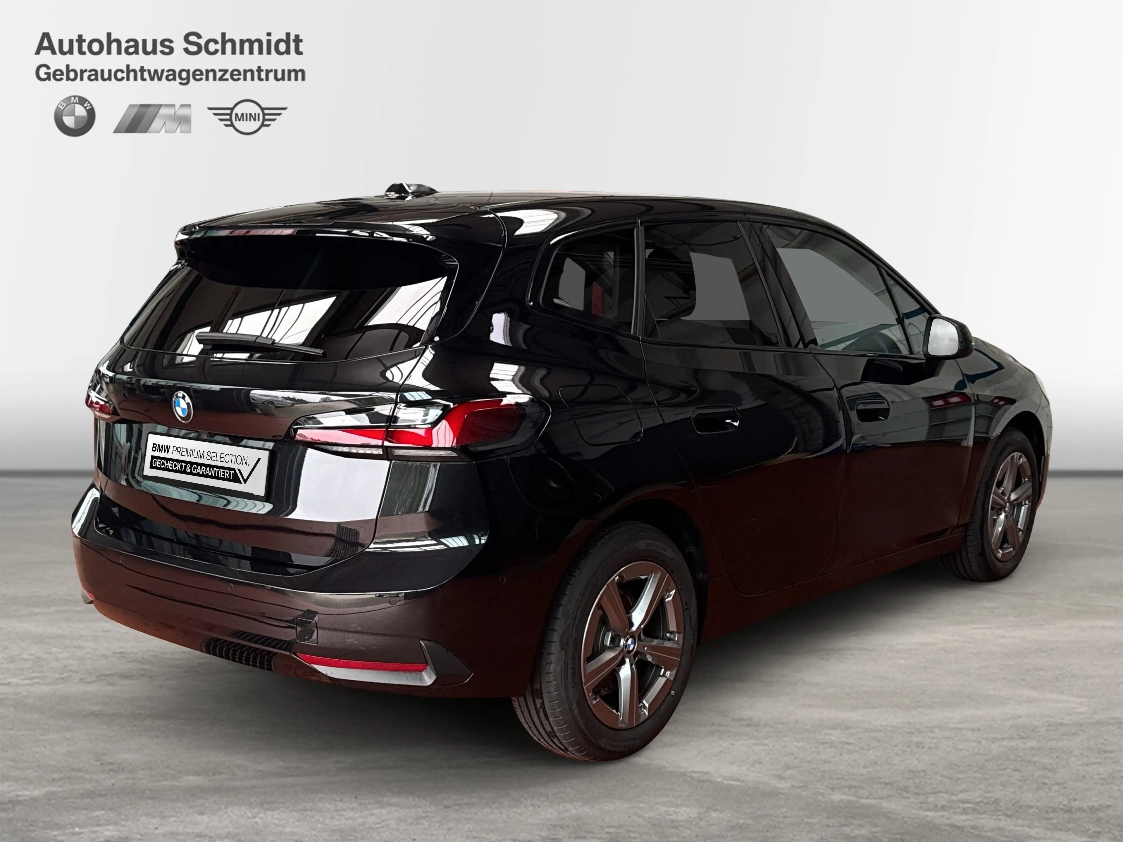 BMW 216 i Active Tourer*Navi*DAB*AHK*Adapt.LED*Driving+Par — photo 5