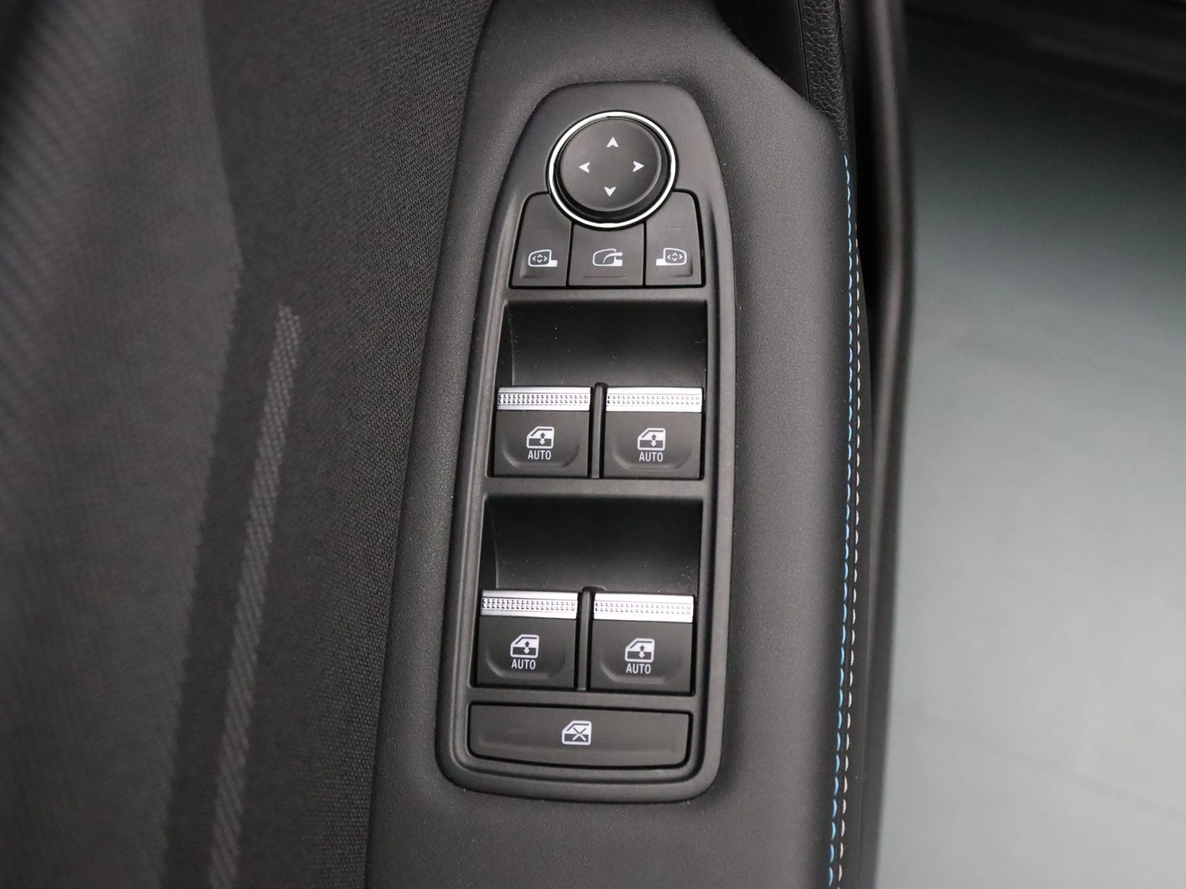 Renault Captur 160pk E-Tech full hybrid esprit Alpine Apple Carpl — photo 27