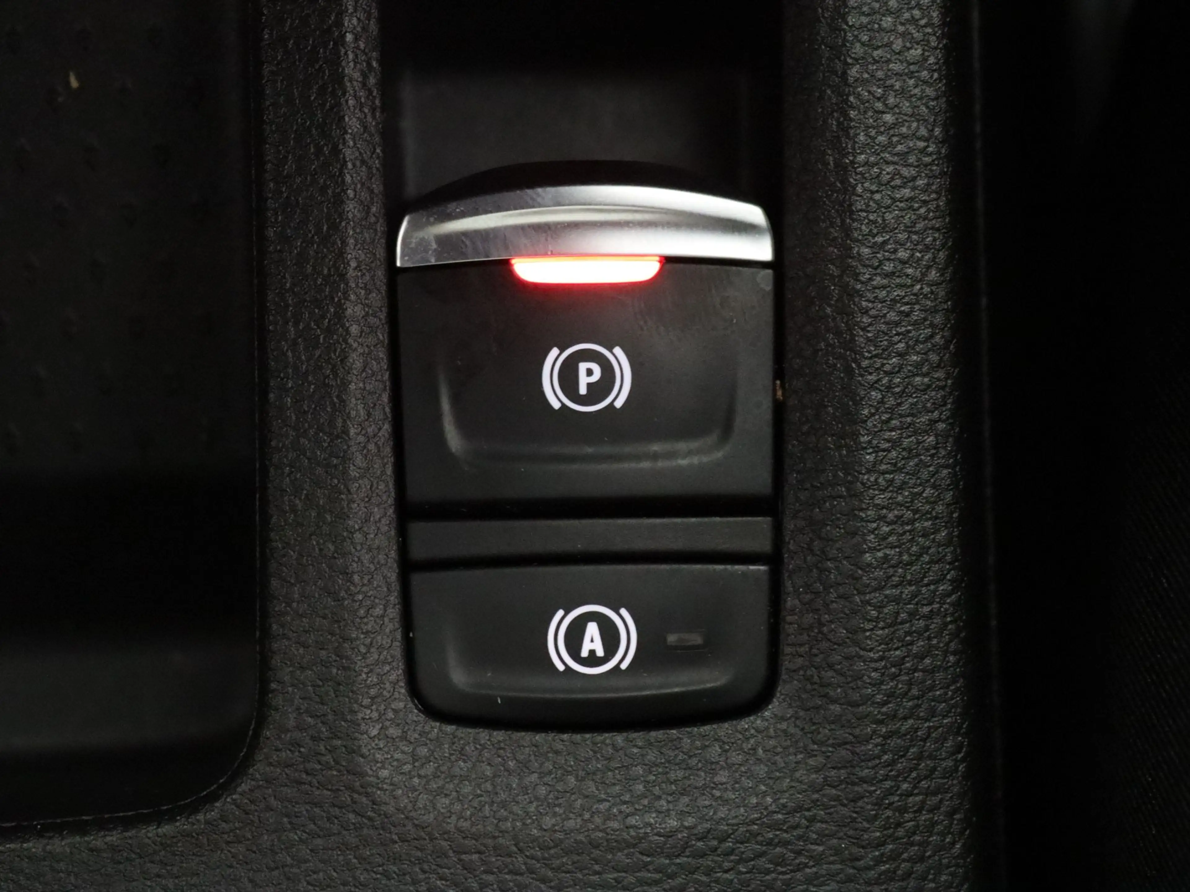 Renault Captur 160pk E-Tech full hybrid esprit Alpine Apple Carpl — photo 17