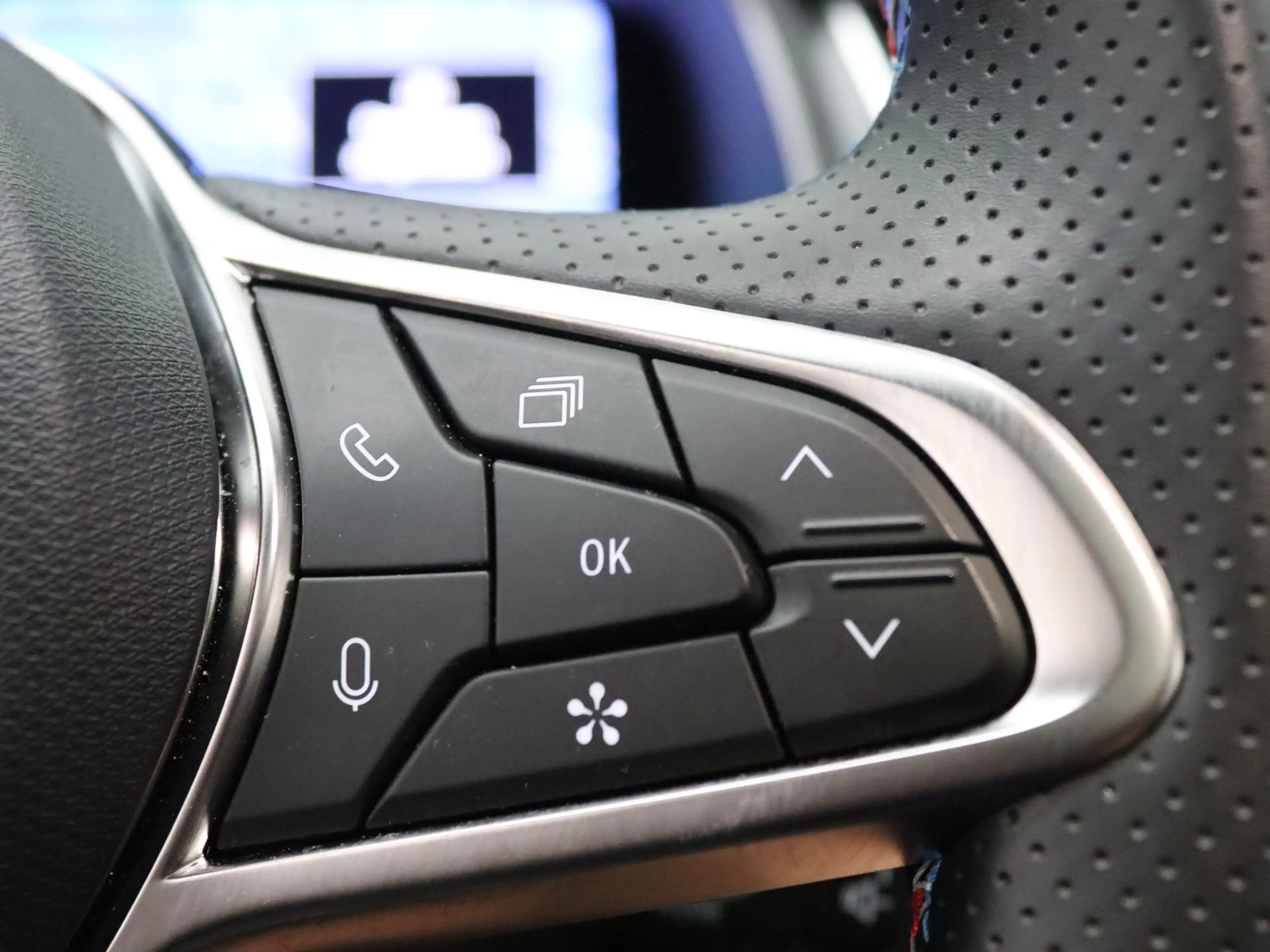 Renault Captur 160pk E-Tech full hybrid esprit Alpine Apple Carpl — photo 15