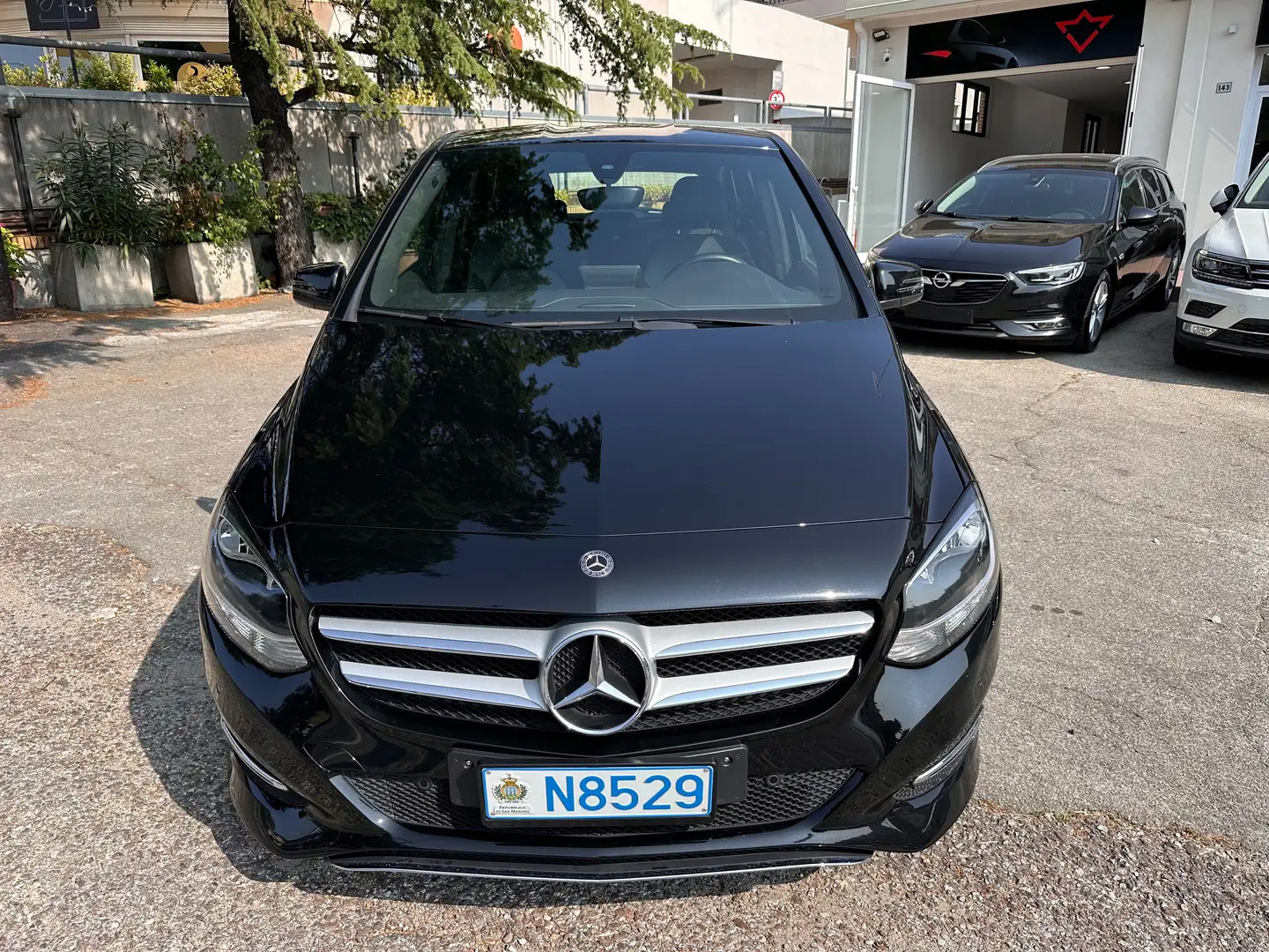 Mercedes-Benz B 180 d (cdi) Sport *SOLO 69.000 KM.* Nero - 2