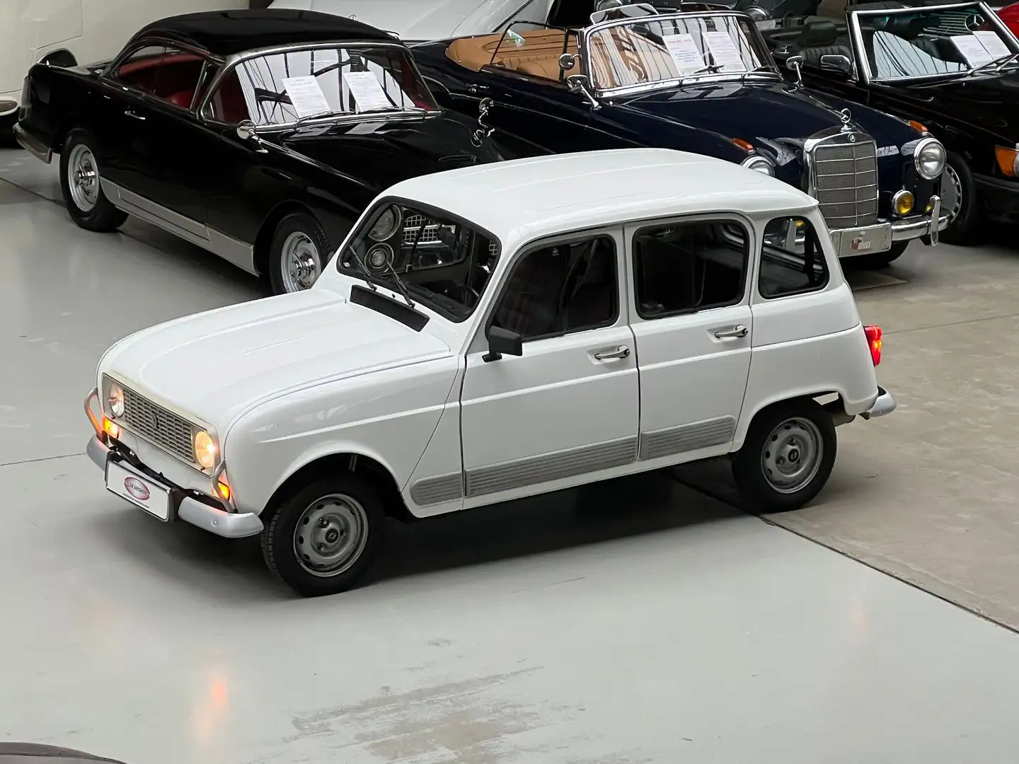 Renault R 4 GTL, vor 5 Jahren neu aufgebaut Alb - 1