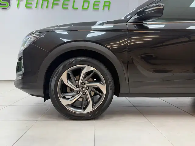 Ssangyong Korando view 15