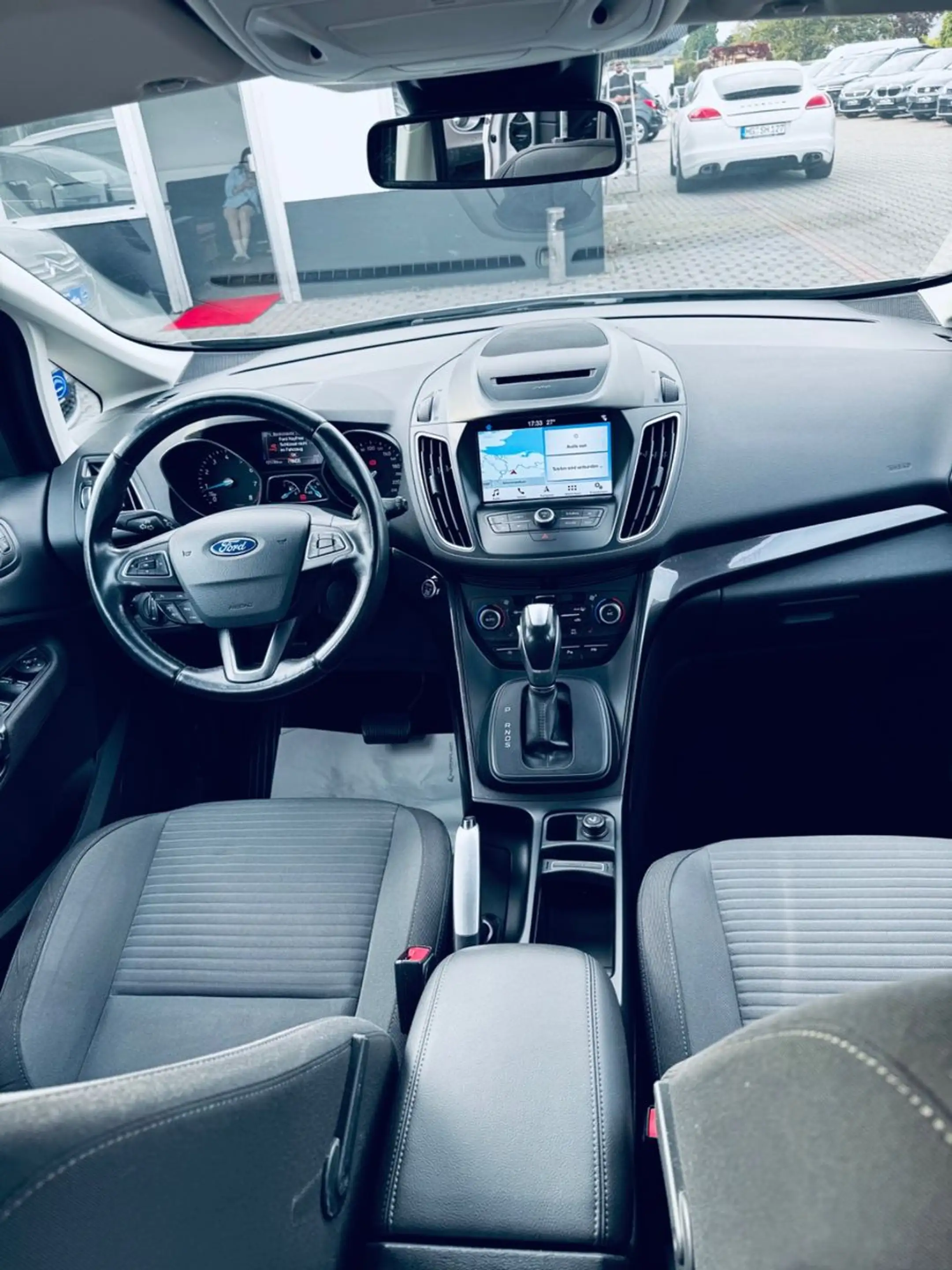 Ford Grand C-Max Grand C-MAX Titanium — photo 8