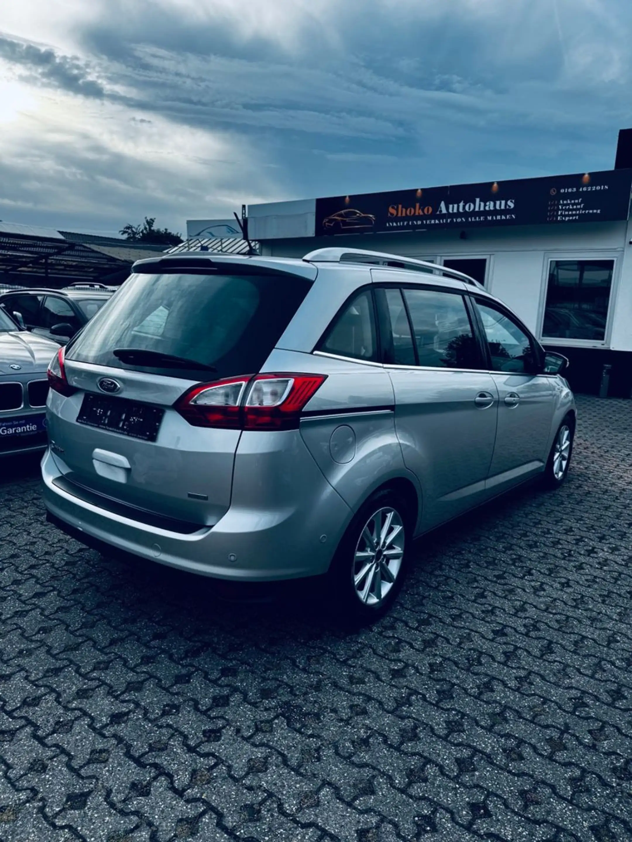 Ford Grand C-Max Grand C-MAX Titanium — photo 5