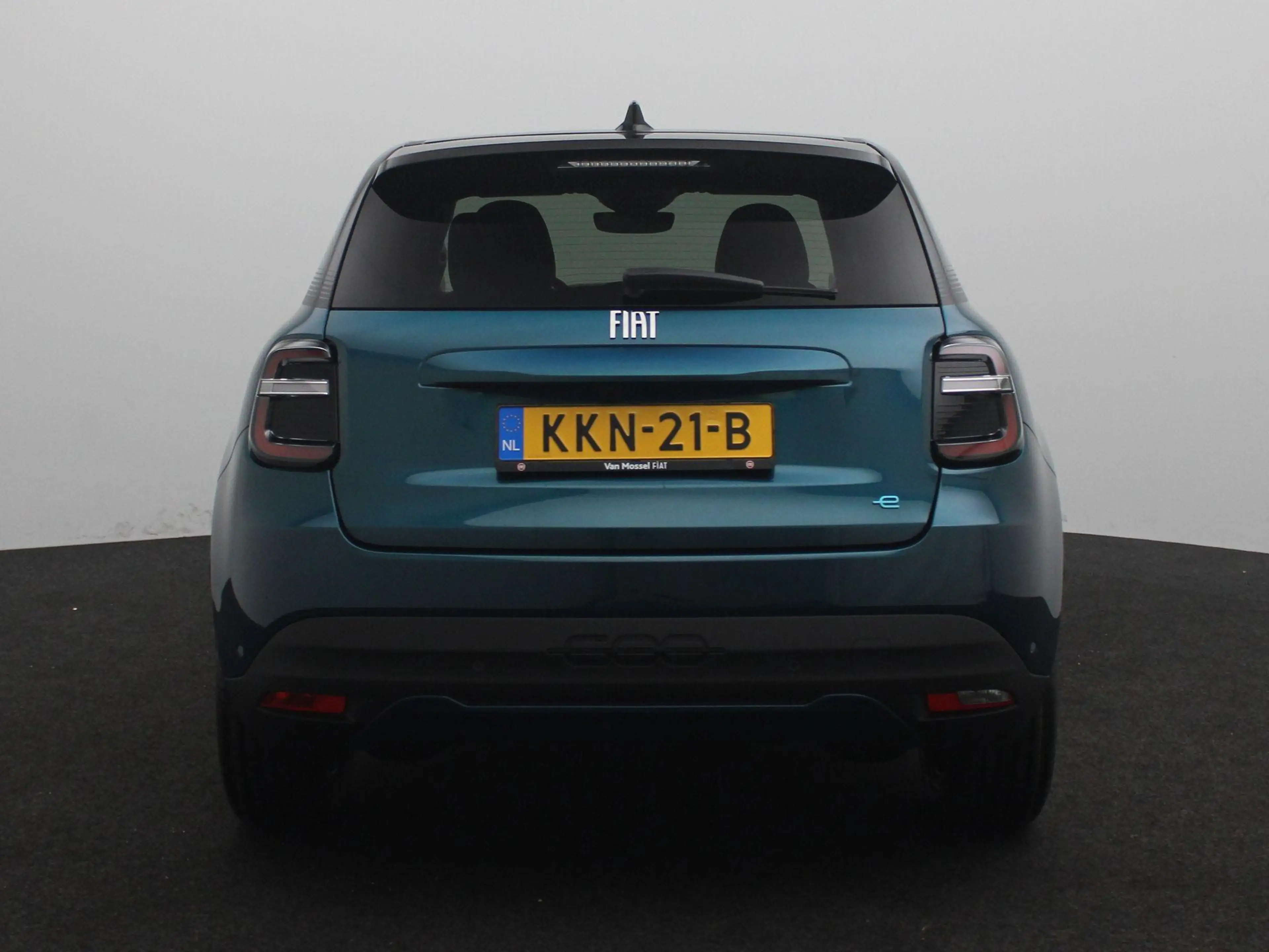 Fiat 600e La Prima 54 kWh | Tot 8 jaar garantie | Demo | — photo 5