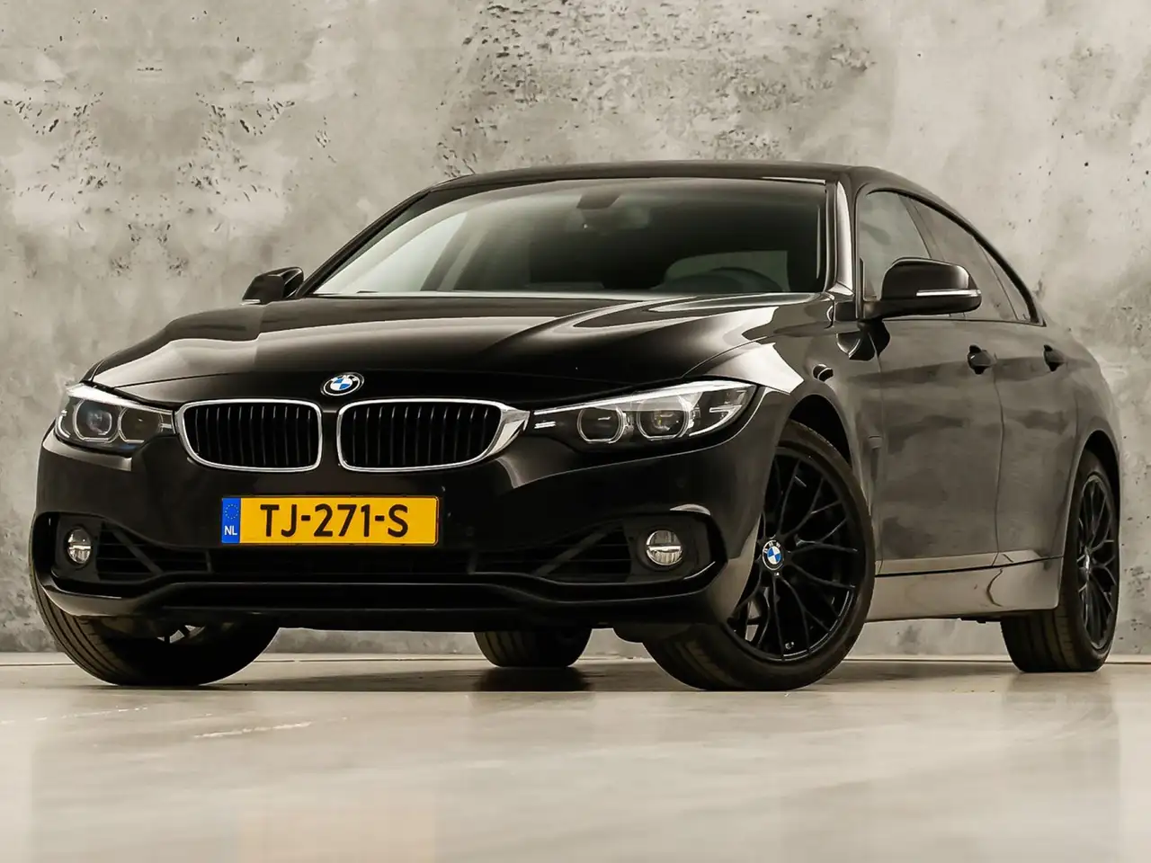 BMW 418