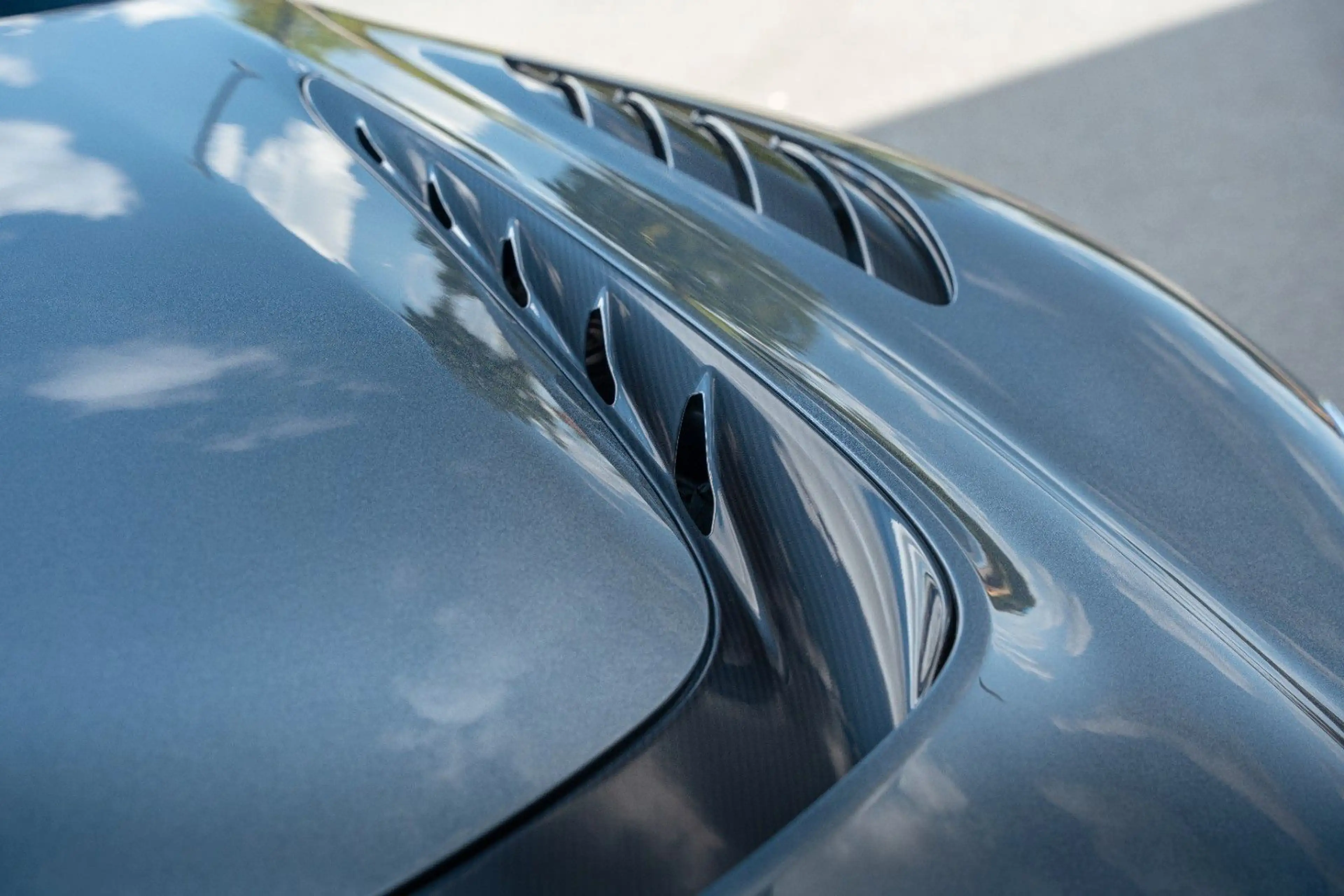 Aston Martin DBS Volante 770 Ultimate*1 of 199*Carbon*Carb Bucket — photo 12
