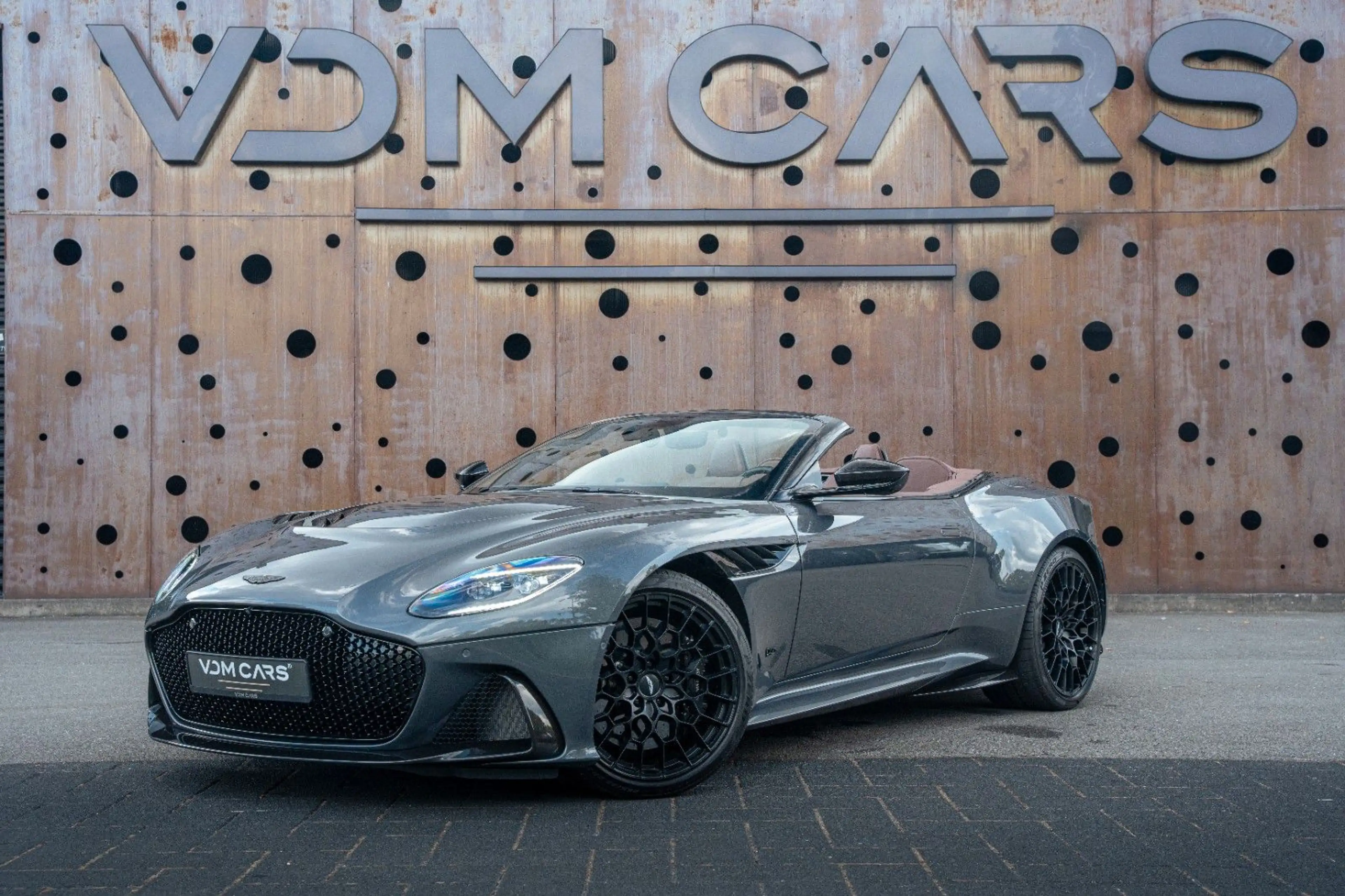 Aston Martin DBS Volante 770 Ultimate*1 of 199*Carbon*Carb Bucket