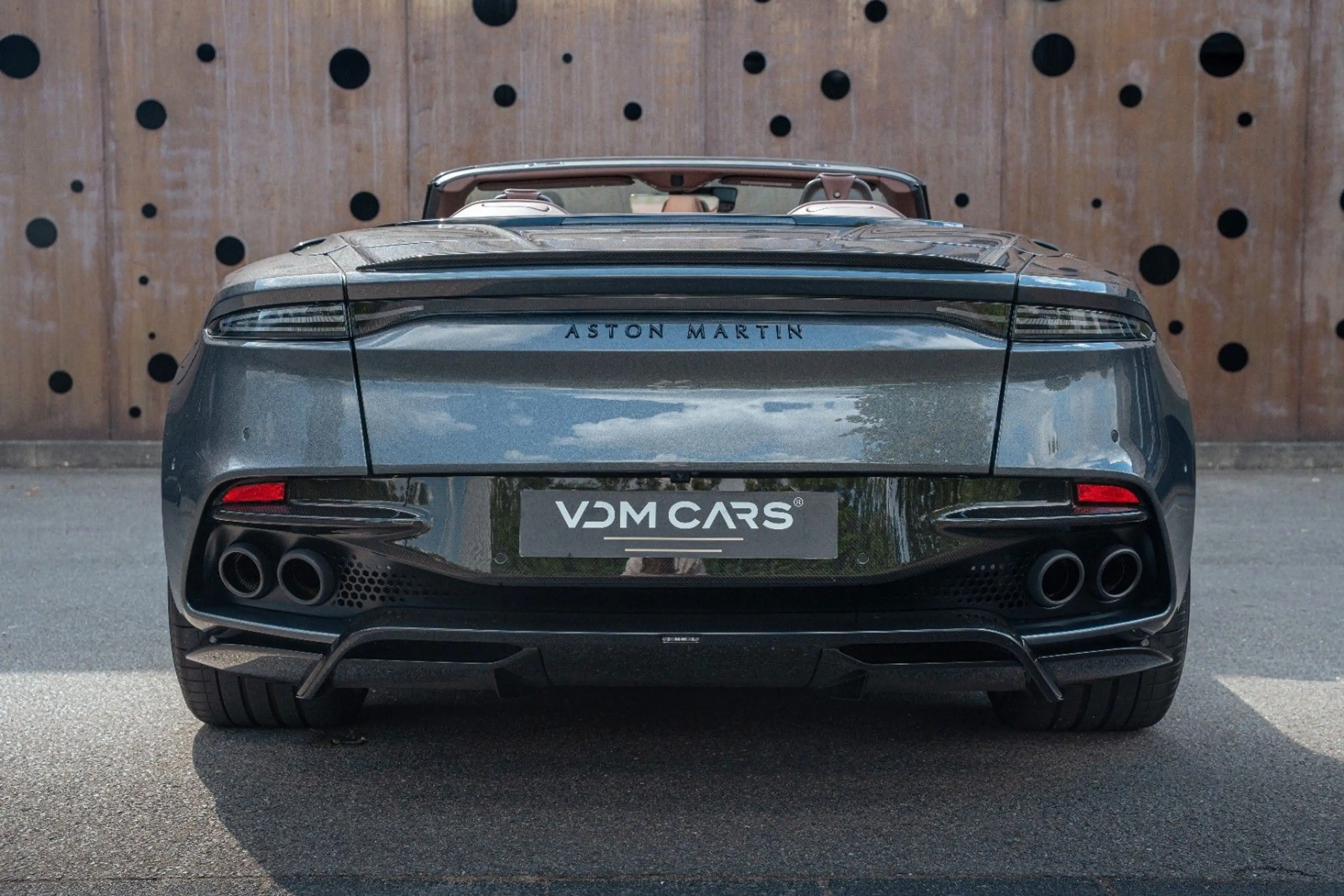 Aston Martin DBS Volante 770 Ultimate*1 of 199*Carbon*Carb Bucket — photo 5