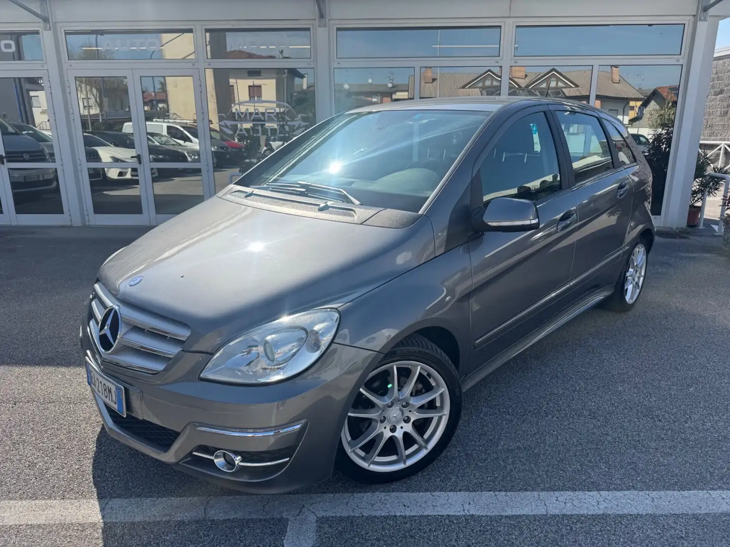 Mercedes-Benz B 200 Premium CAMBIO REVISIONATO Bílá - 1
