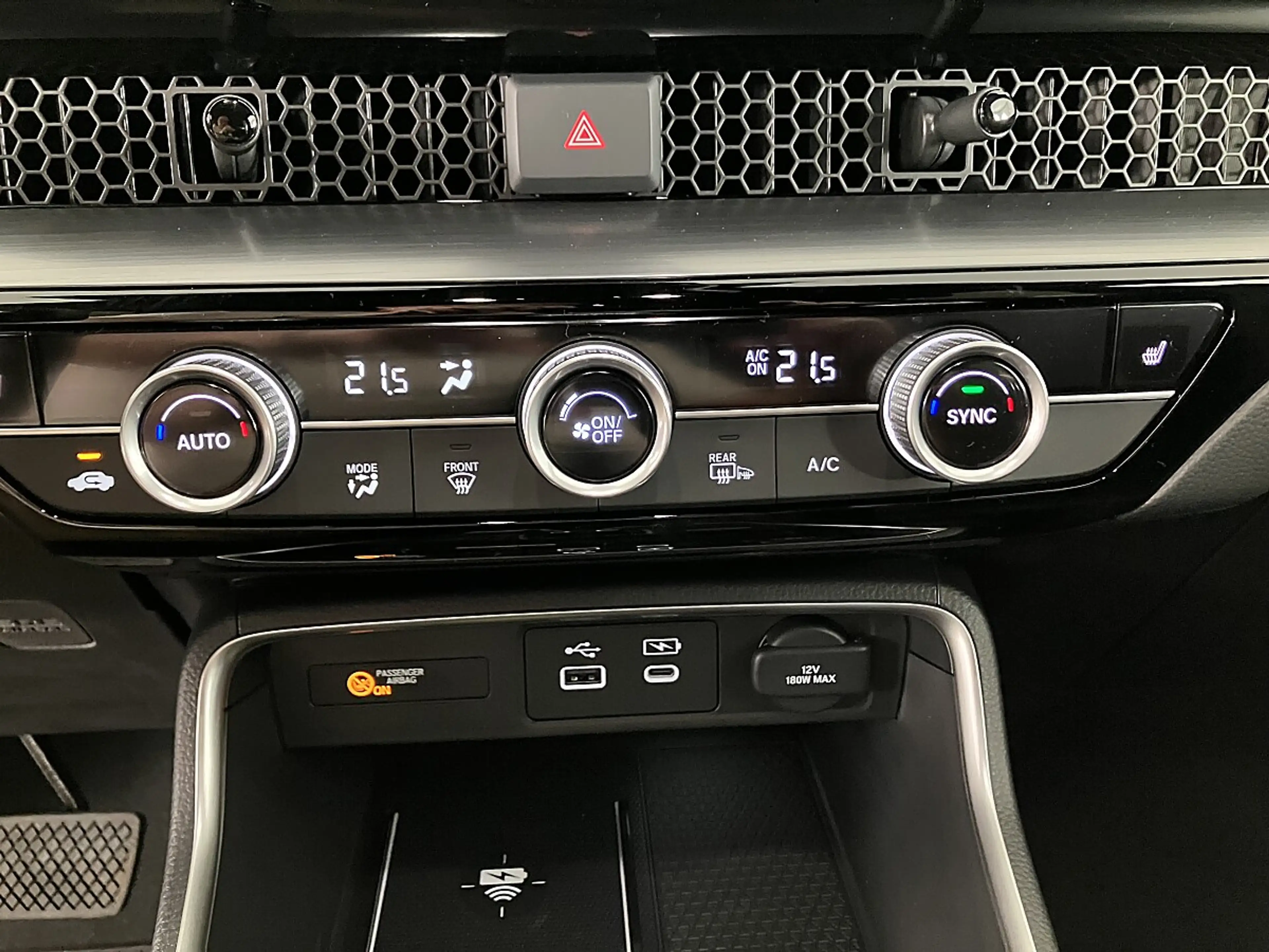 Honda CR-V 2,0 i-MMD e:HEV Elegance AWD Aut. — photo 14