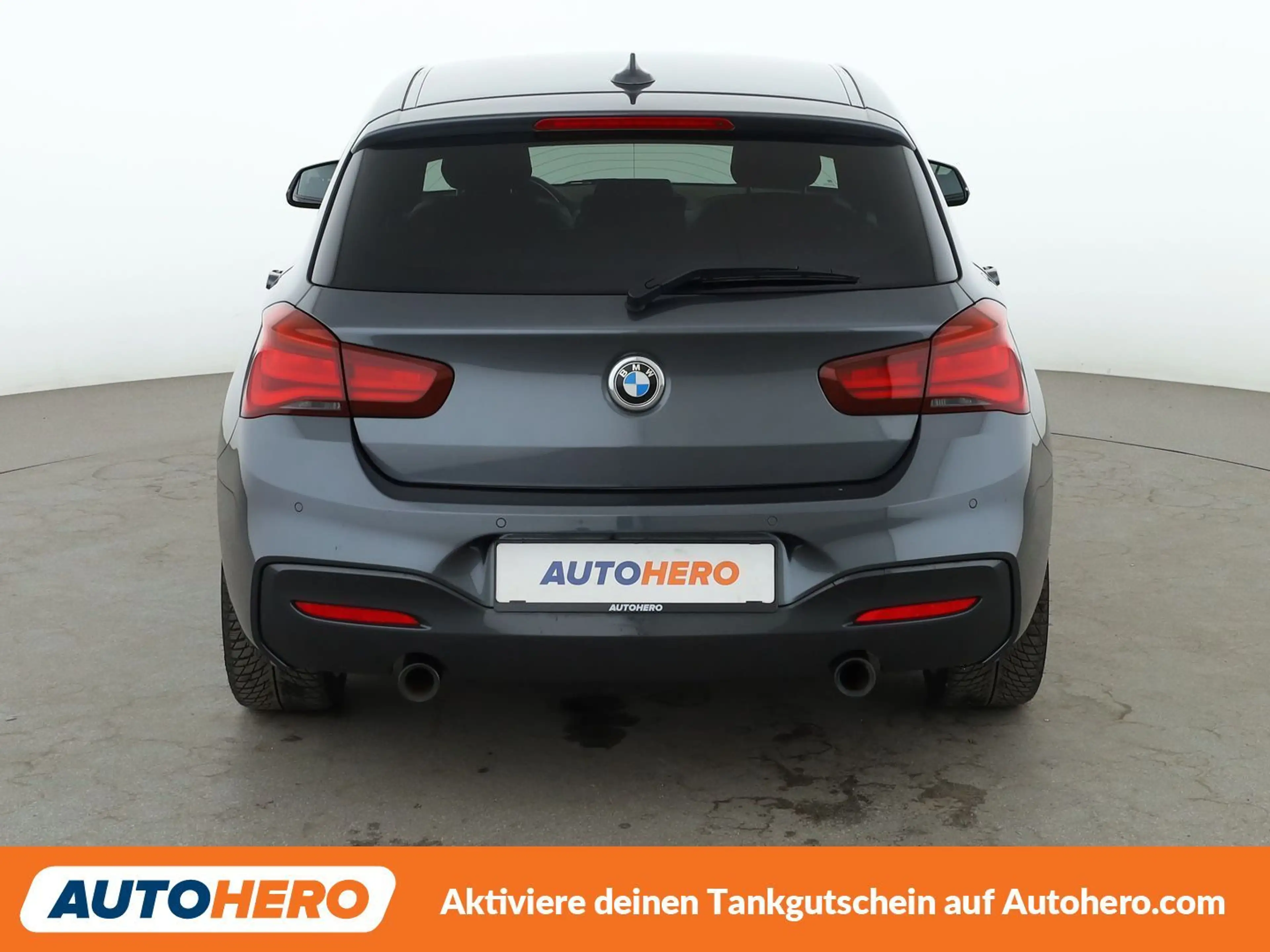 BMW 140 M140i xDrive Special Edition Aut.*NAVI*LED*TEMPO* — photo 5