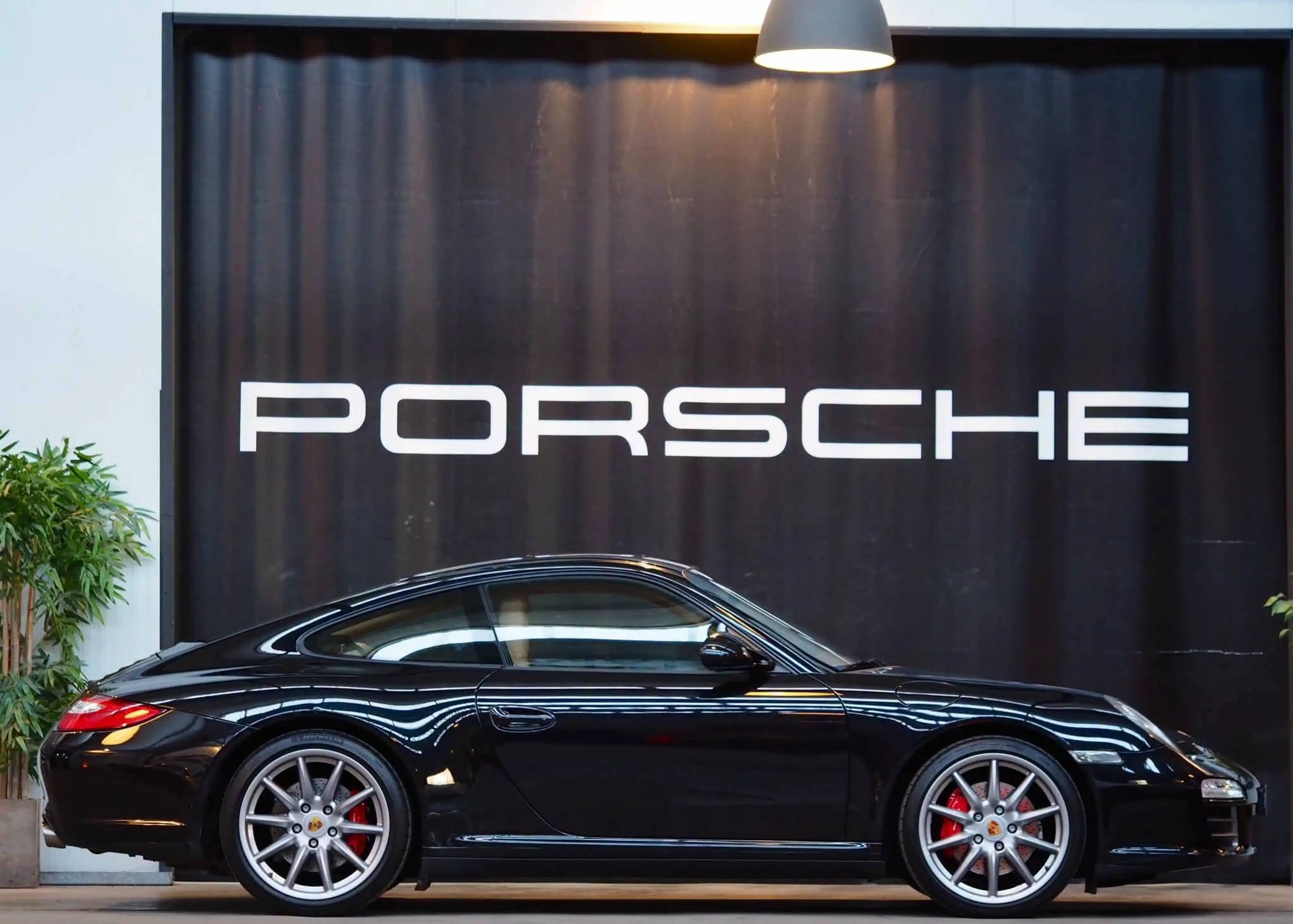 Porsche 997 997.2 carrera 4S 3.8 PDK Coupé * 1 st paint * Mint condition *