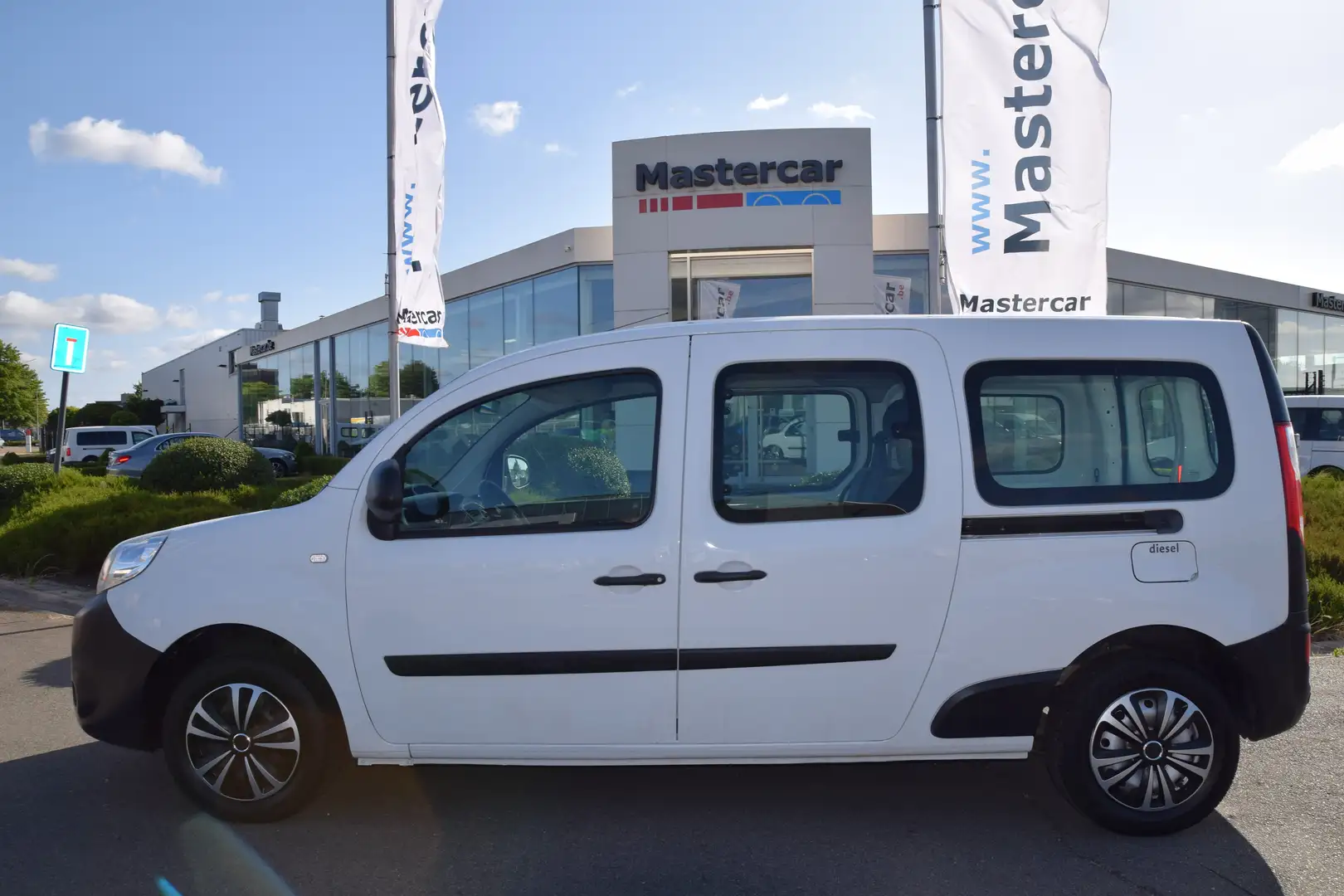 Renault Kangoo Express MAXI 1.5Cdi  5 Plaatsen - 2