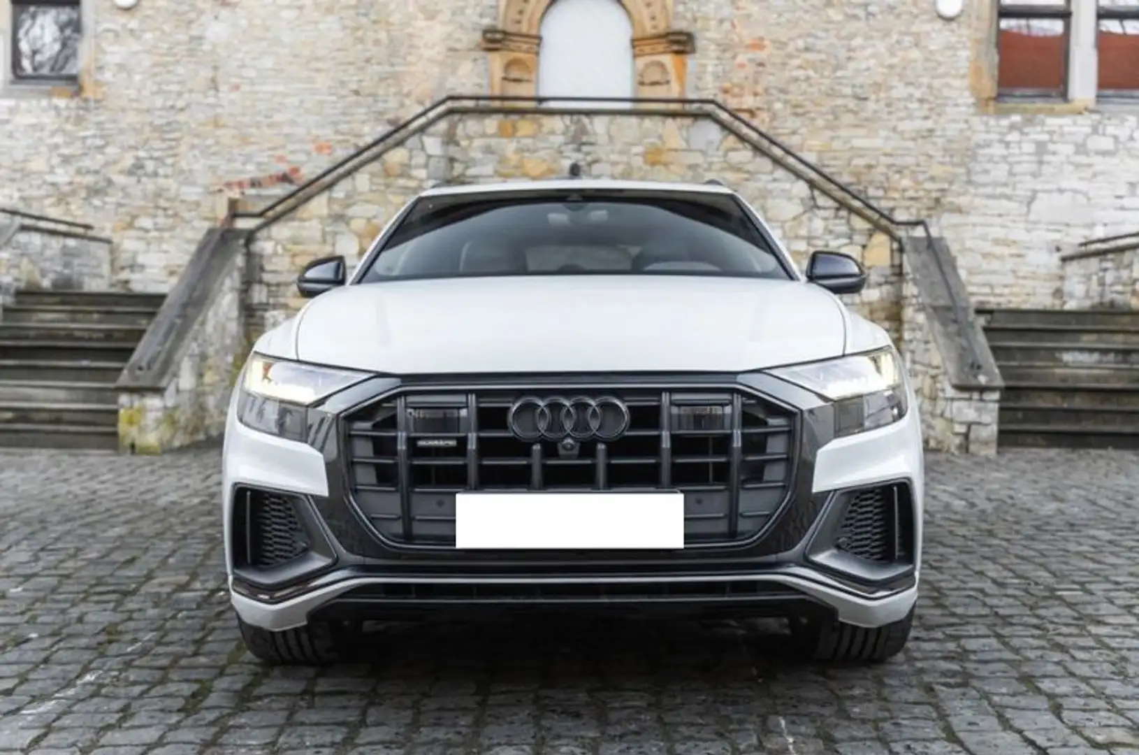 Audi Q8 55 TFSIe quattro Blanco - 2