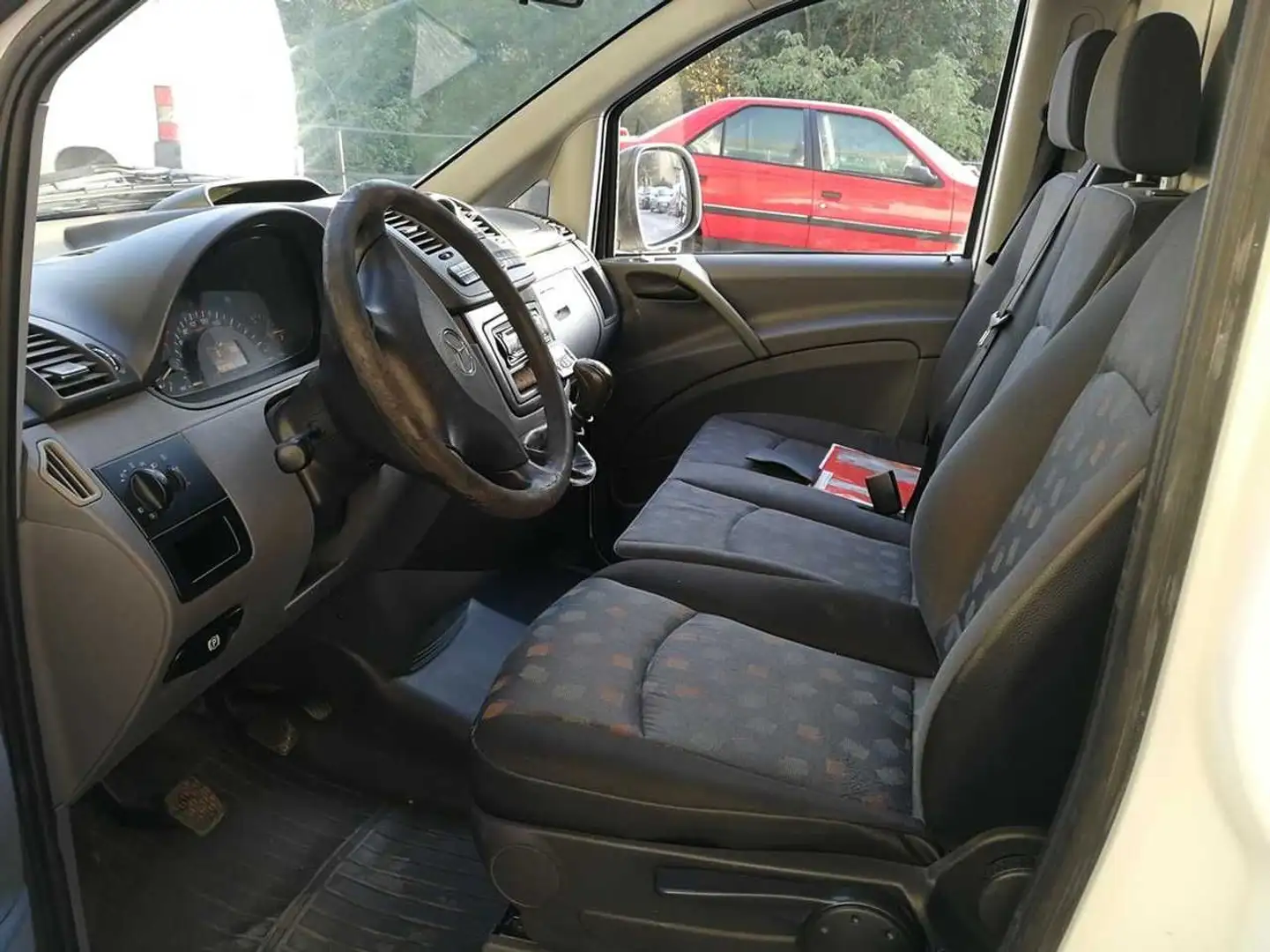 Mercedes-Benz Vito 111CDI L Compacta Bianco - 2